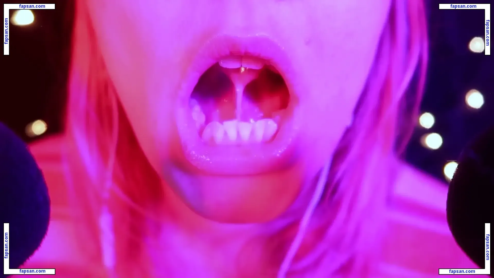 softlygaloshes голая фото #0013 с Онлифанс