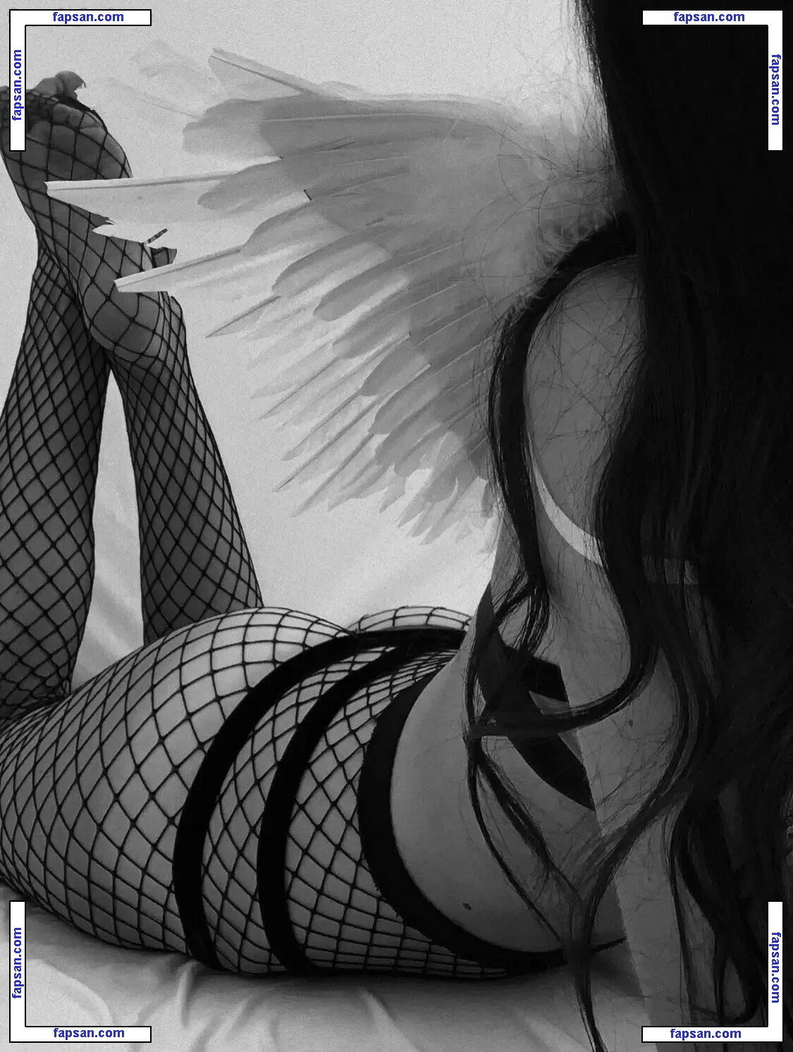 softmilkyasian nude photo #0001 from OnlyFans