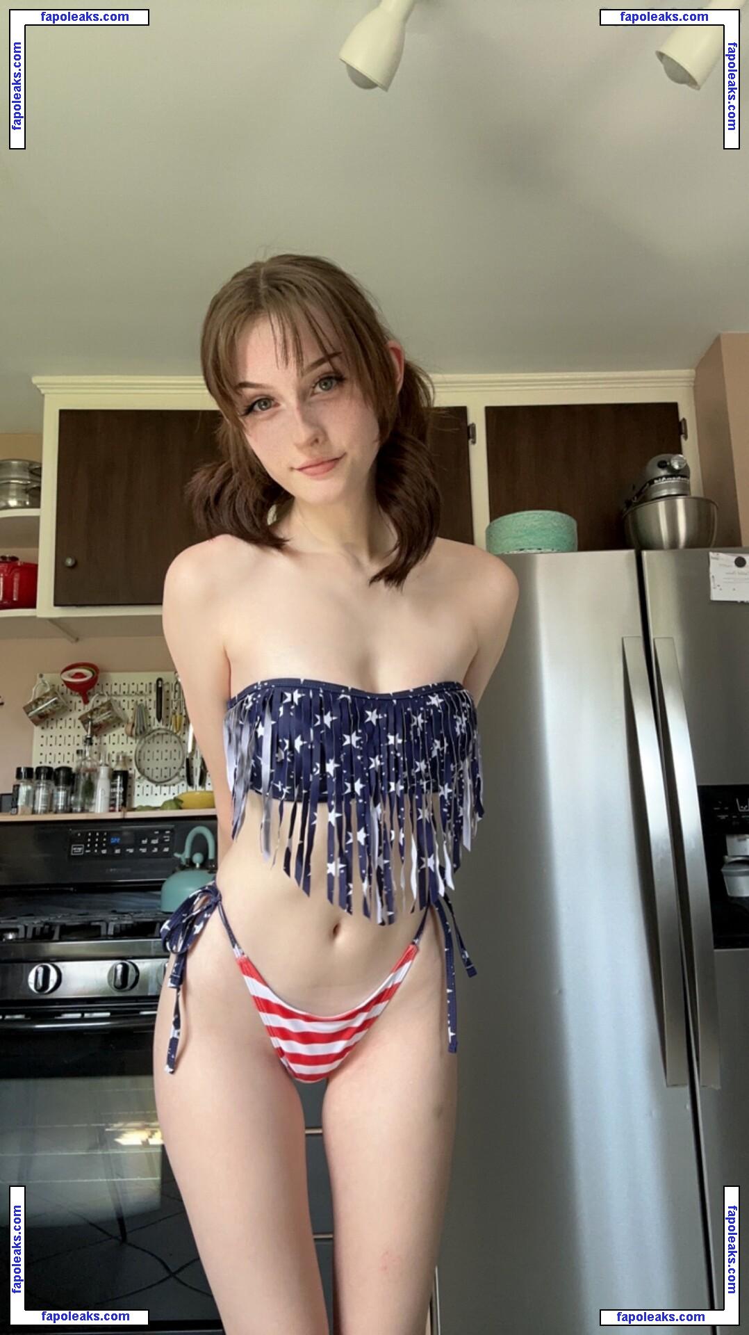 Soggyalien22 nude photo #0641 from OnlyFans