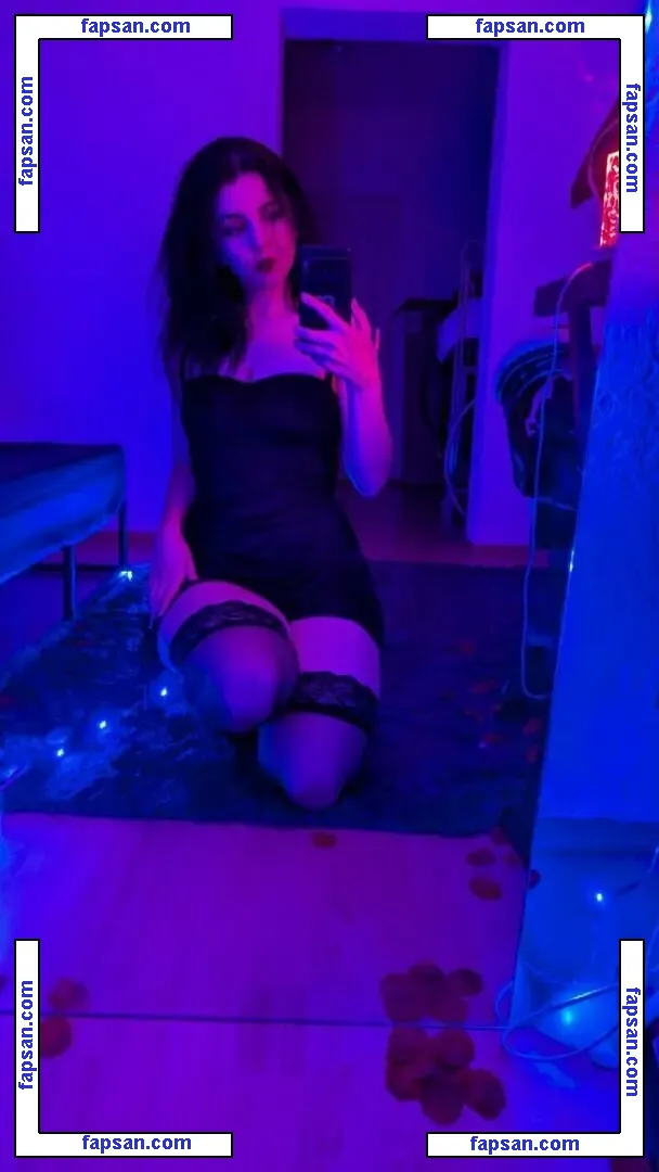 Solarisdotaa nude photo #0003 from OnlyFans