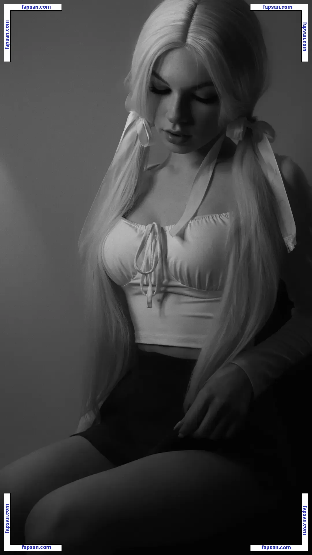 Soly Asmr nude photo #0399 from OnlyFans
