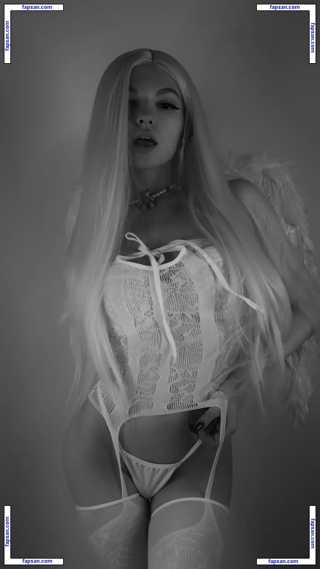 Soly Asmr nude photo #0461 from OnlyFans