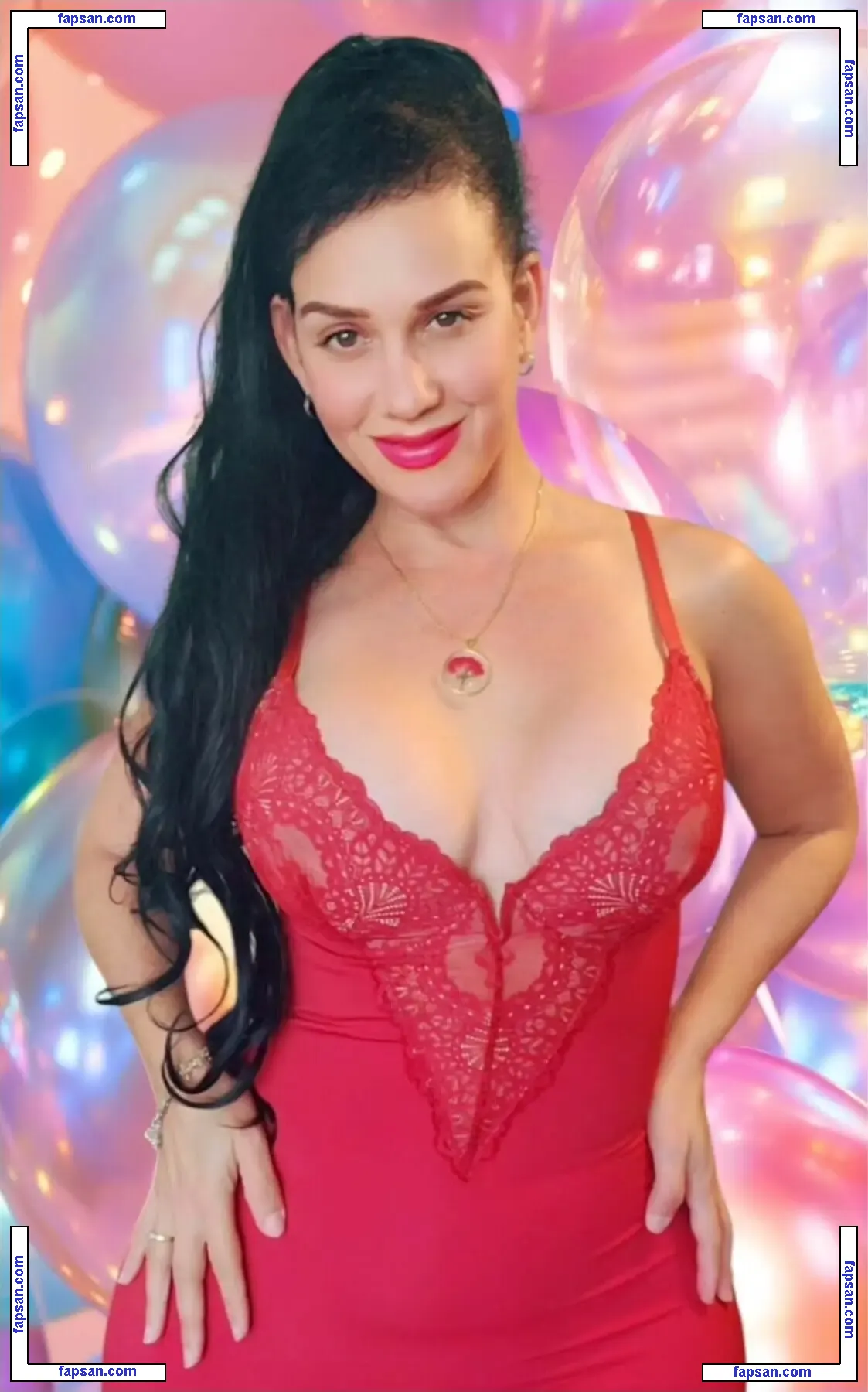 Somaly C Rodriguez голая фото #0012 с Онлифанс