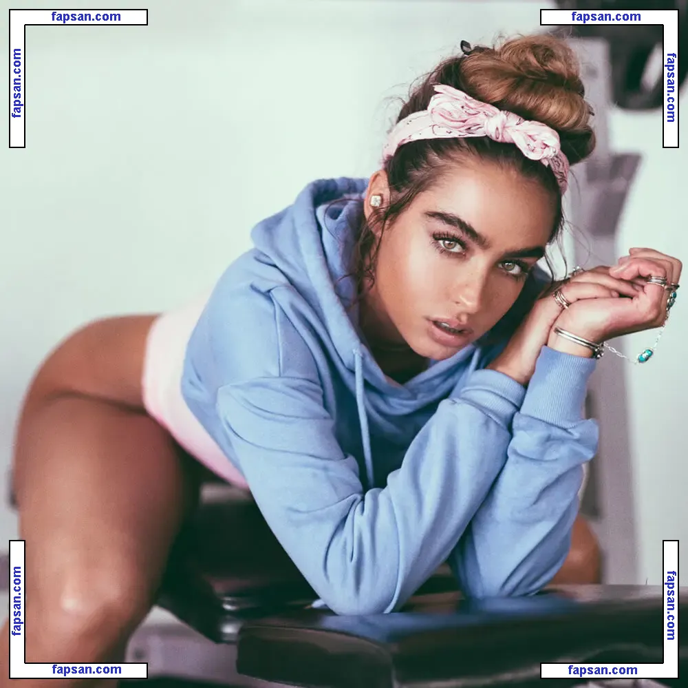 Sommer Ray nude photo #1176 from OnlyFans