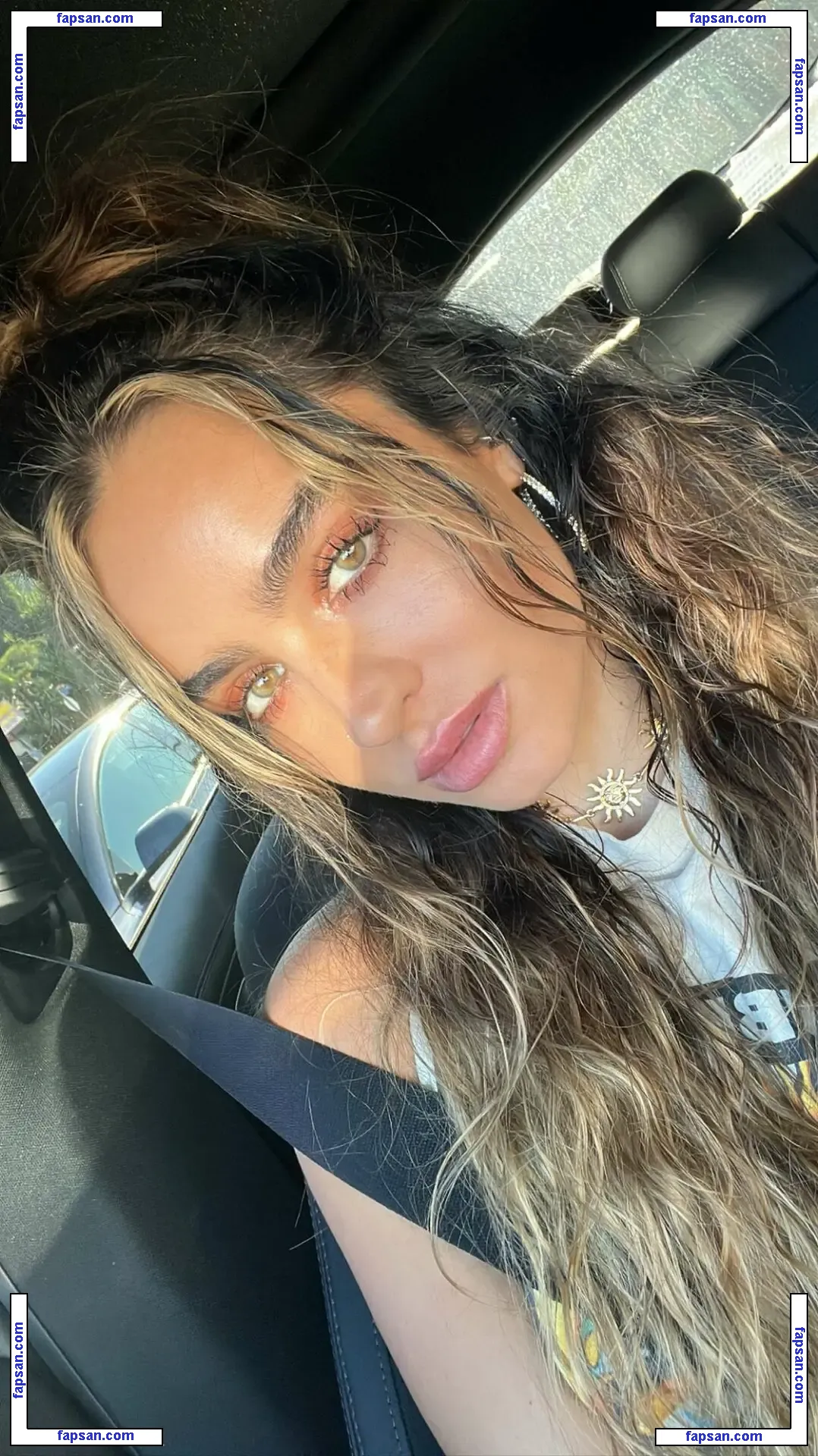 Sommer Ray nude photo #2669 from OnlyFans