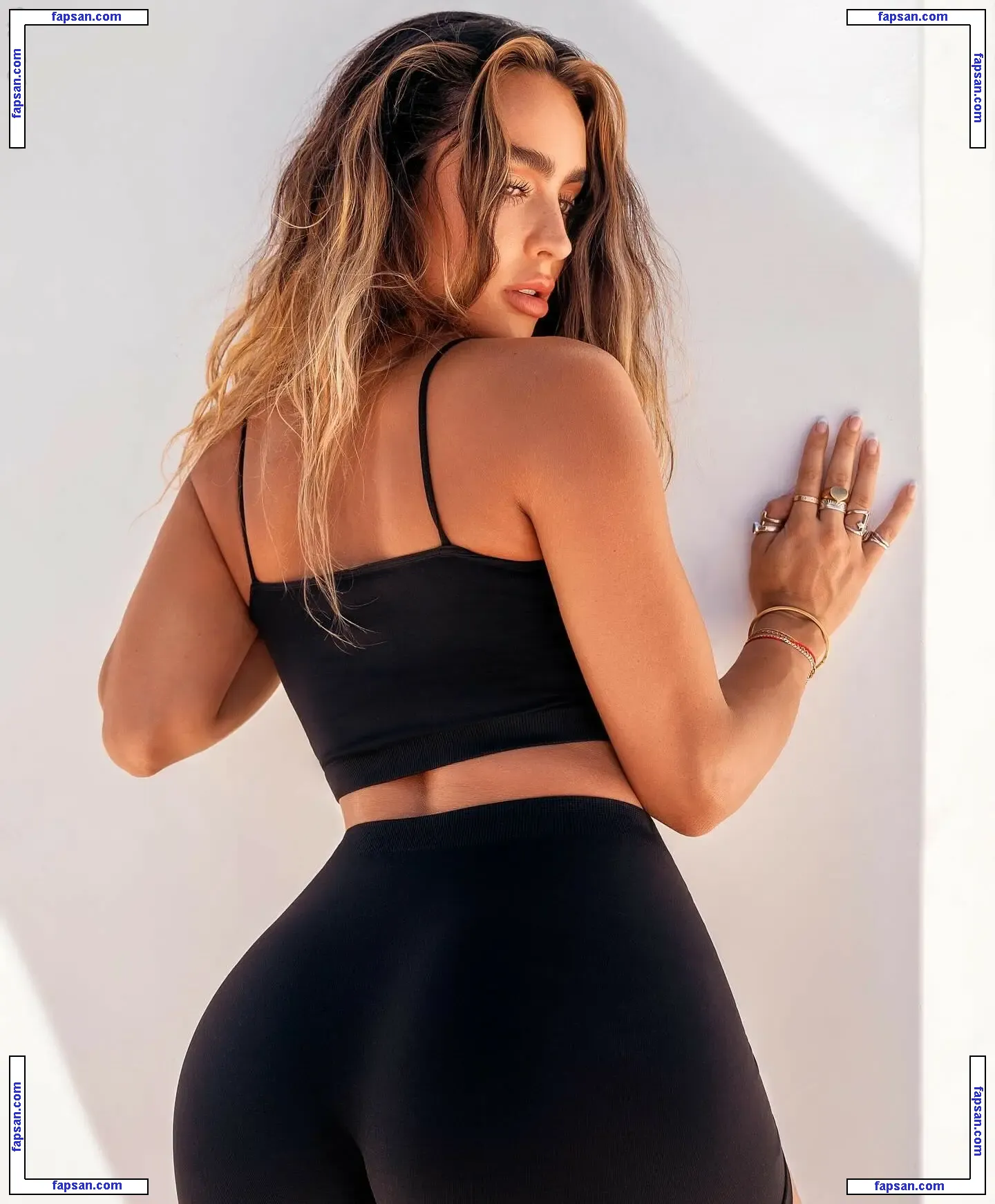 Sommer Ray голая фото #3154 с Онлифанс