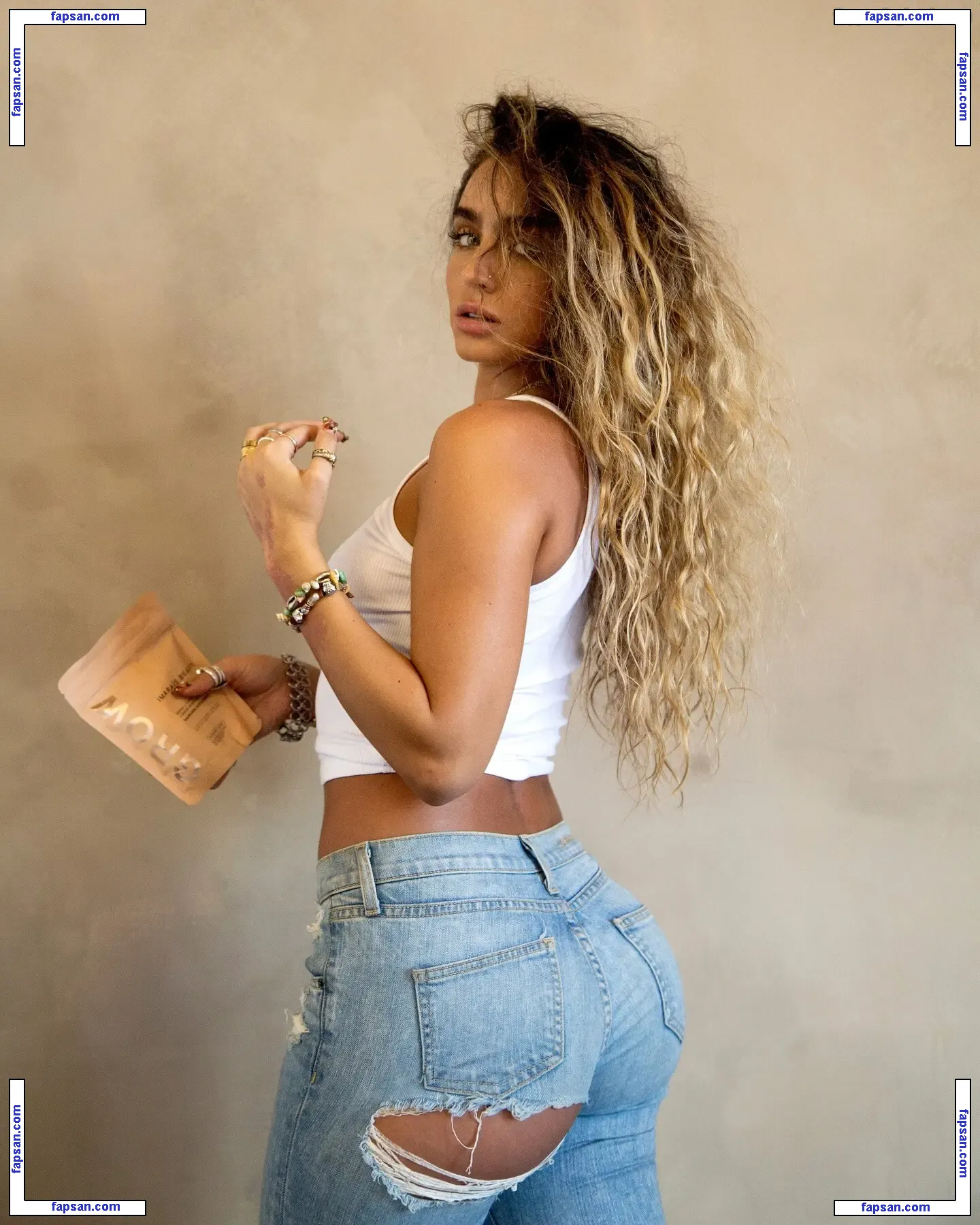 Sommer Ray nude photo #3253 from OnlyFans