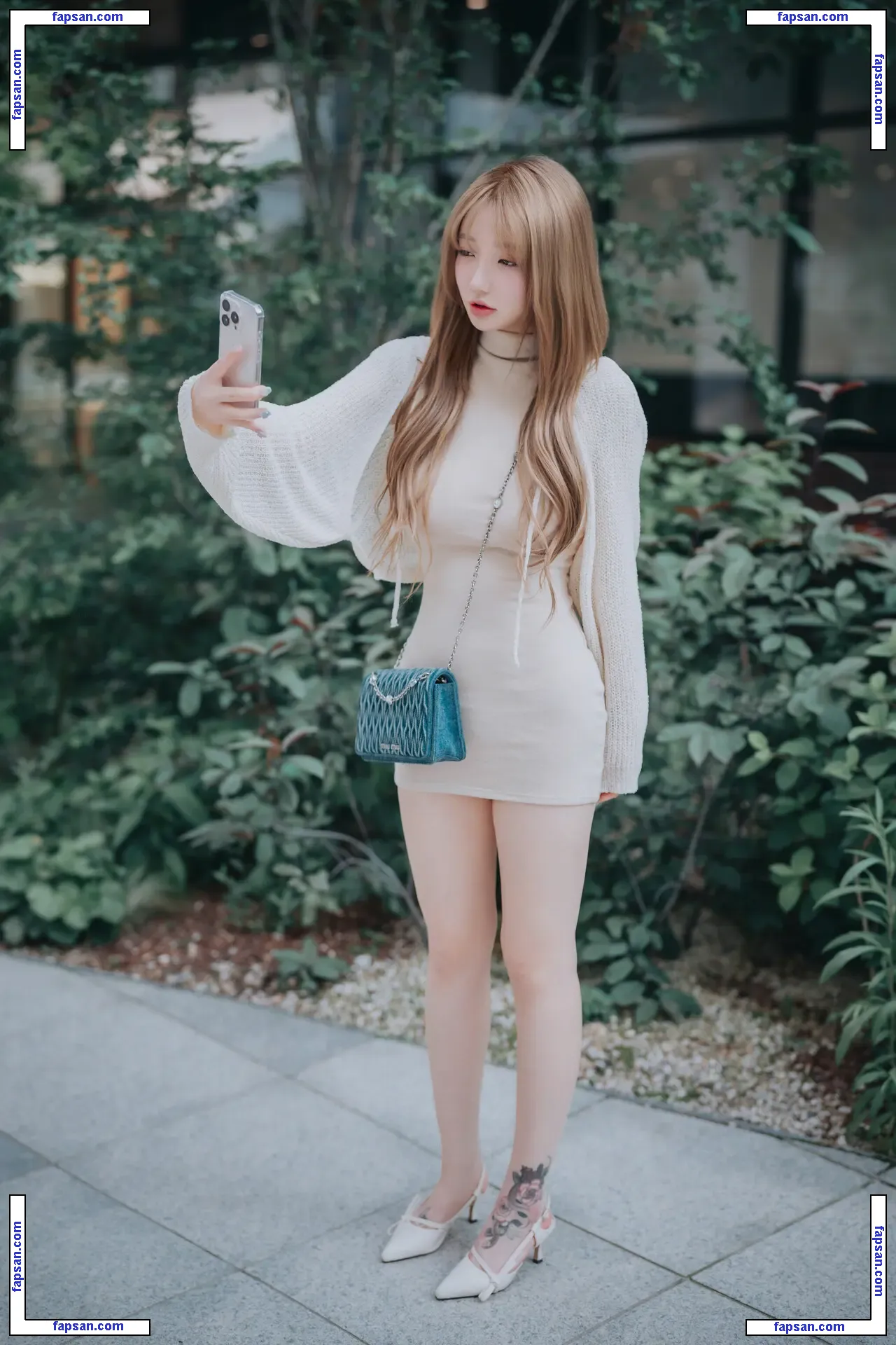 Son Ye Eun nude photo #0417 from OnlyFans