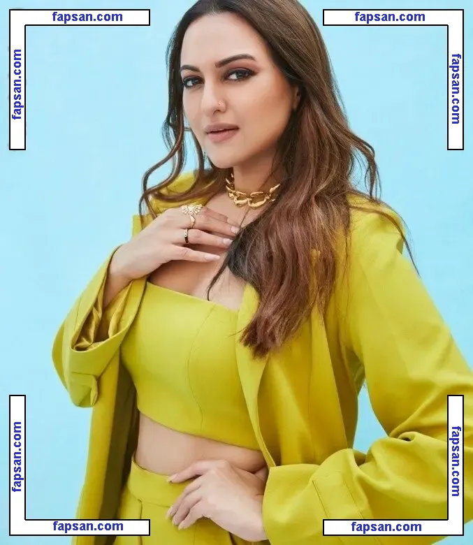 Sonakshi Sinha nude photo #0004 from OnlyFans