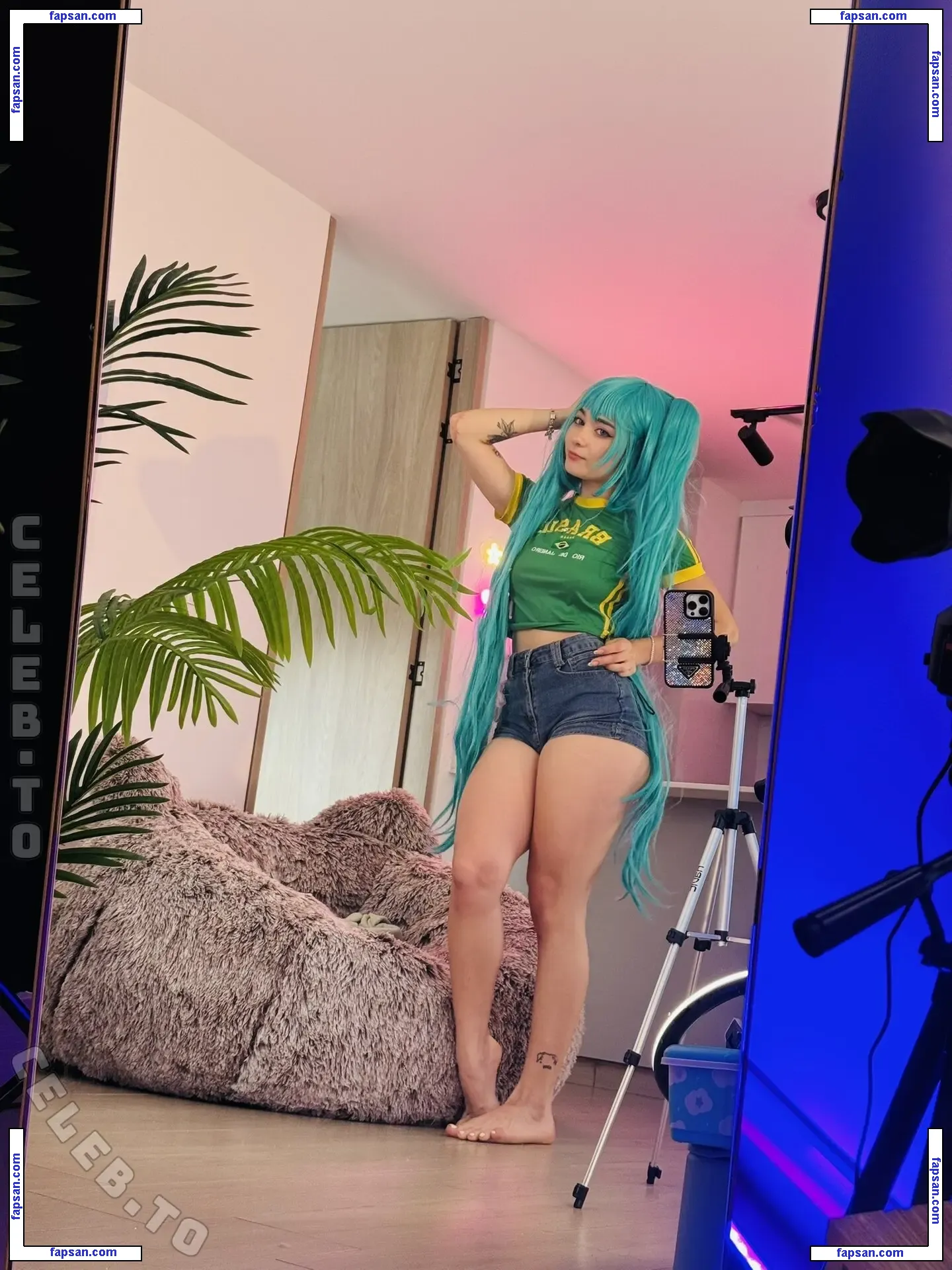 Sonnie_mami nude photo #0003 from OnlyFans