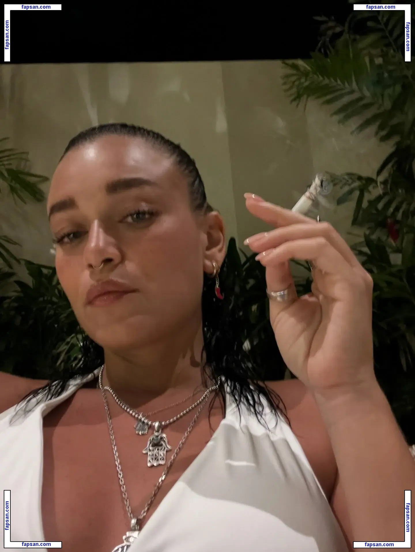 Sonny Sun nude photo #0034 from OnlyFans