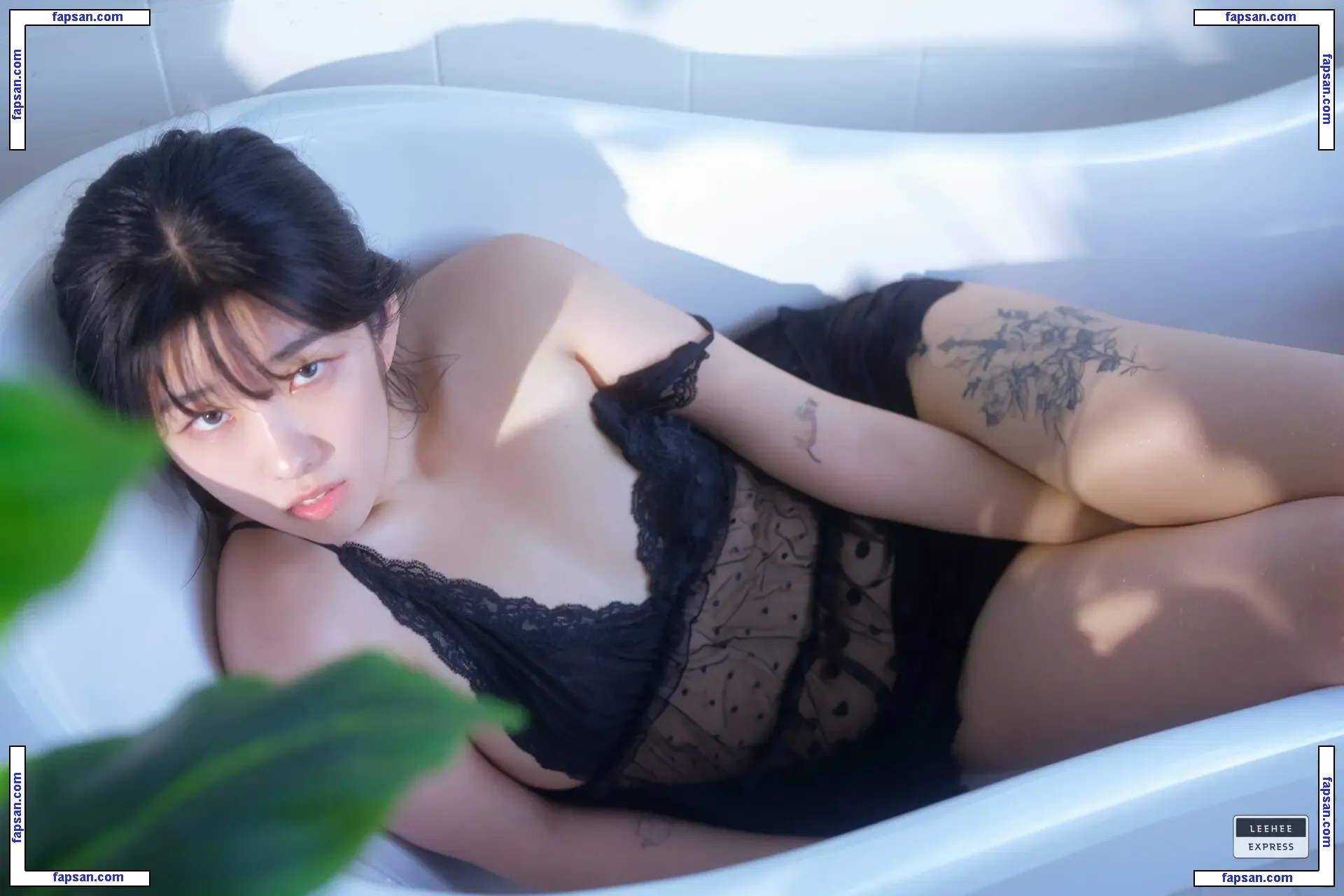 Sonson 손손 nude photo #0079 from OnlyFans