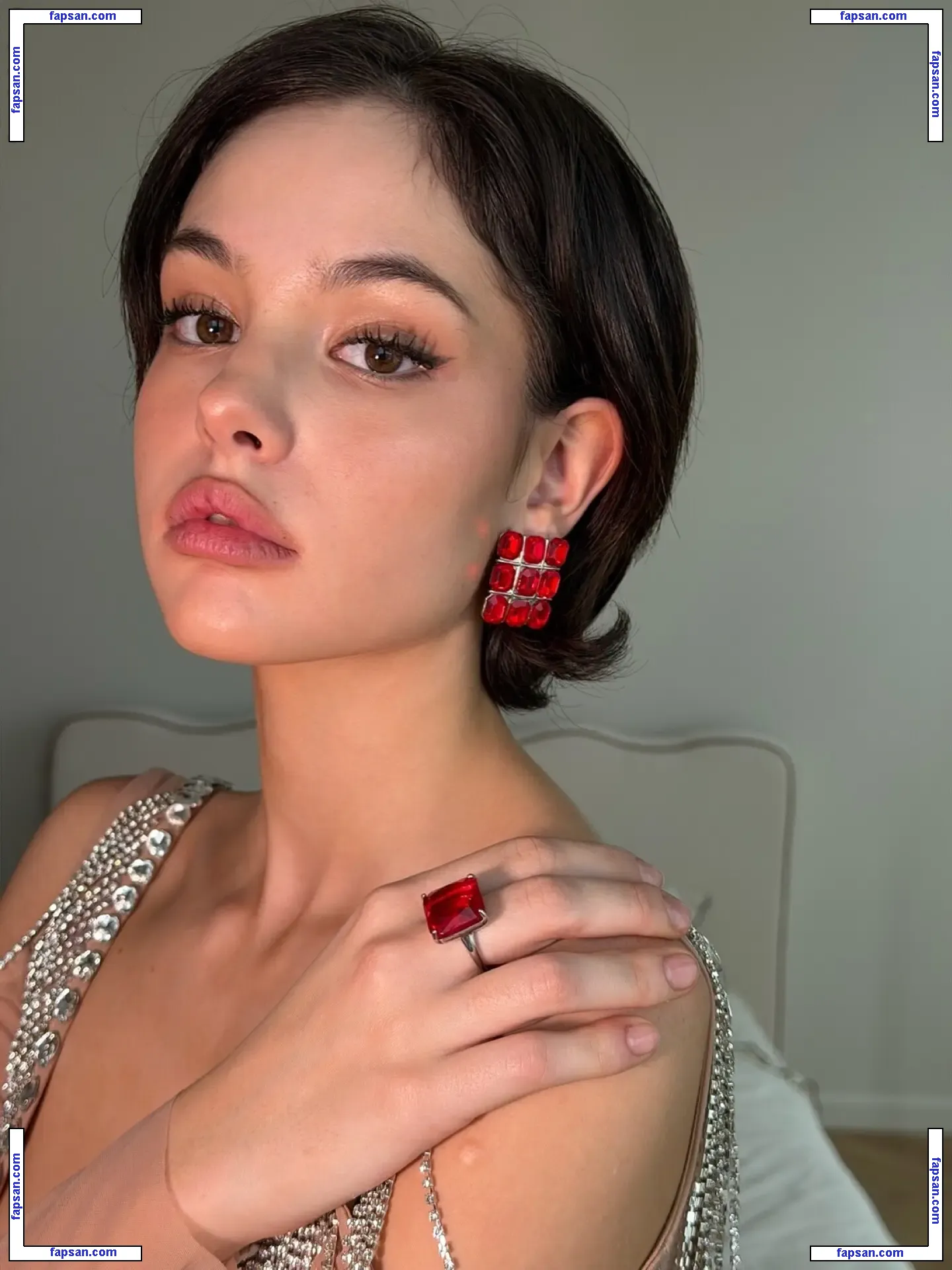 Sonya Zoloeva голая фото #0215 с Онлифанс