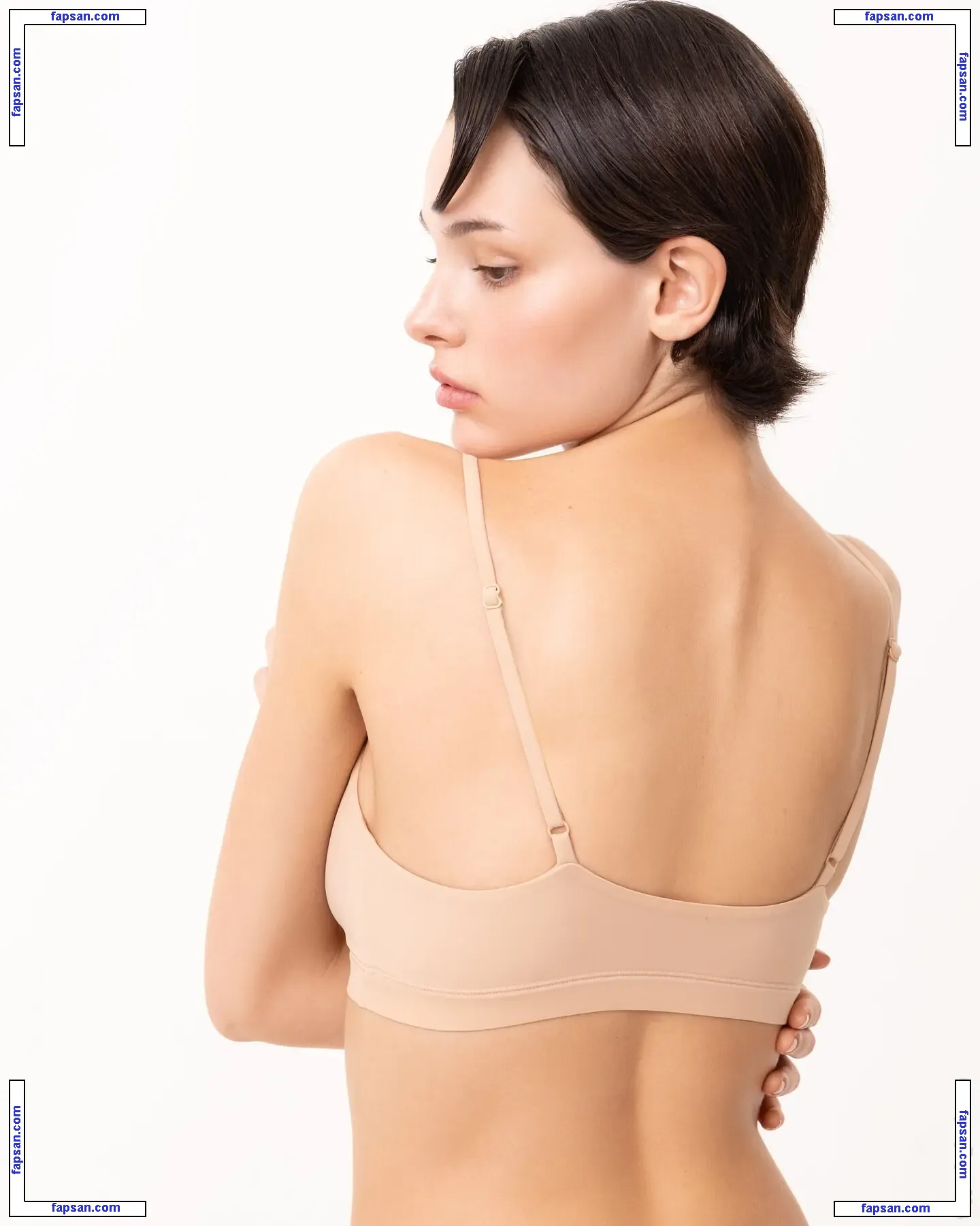 Sonya Zoloeva голая фото #0225 с Онлифанс