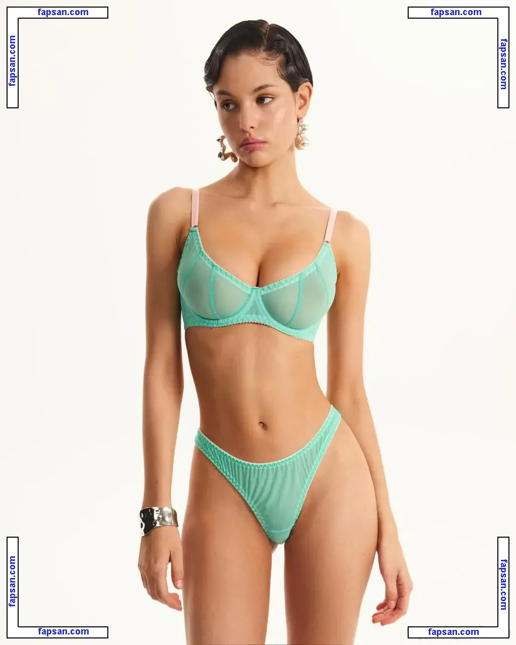 Sonya Zoloeva nude photo #0231 from OnlyFans