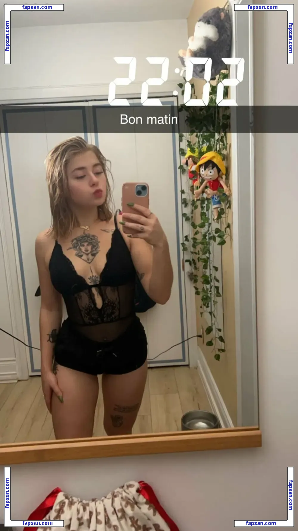 Soph_labe nude photo #0008 from OnlyFans