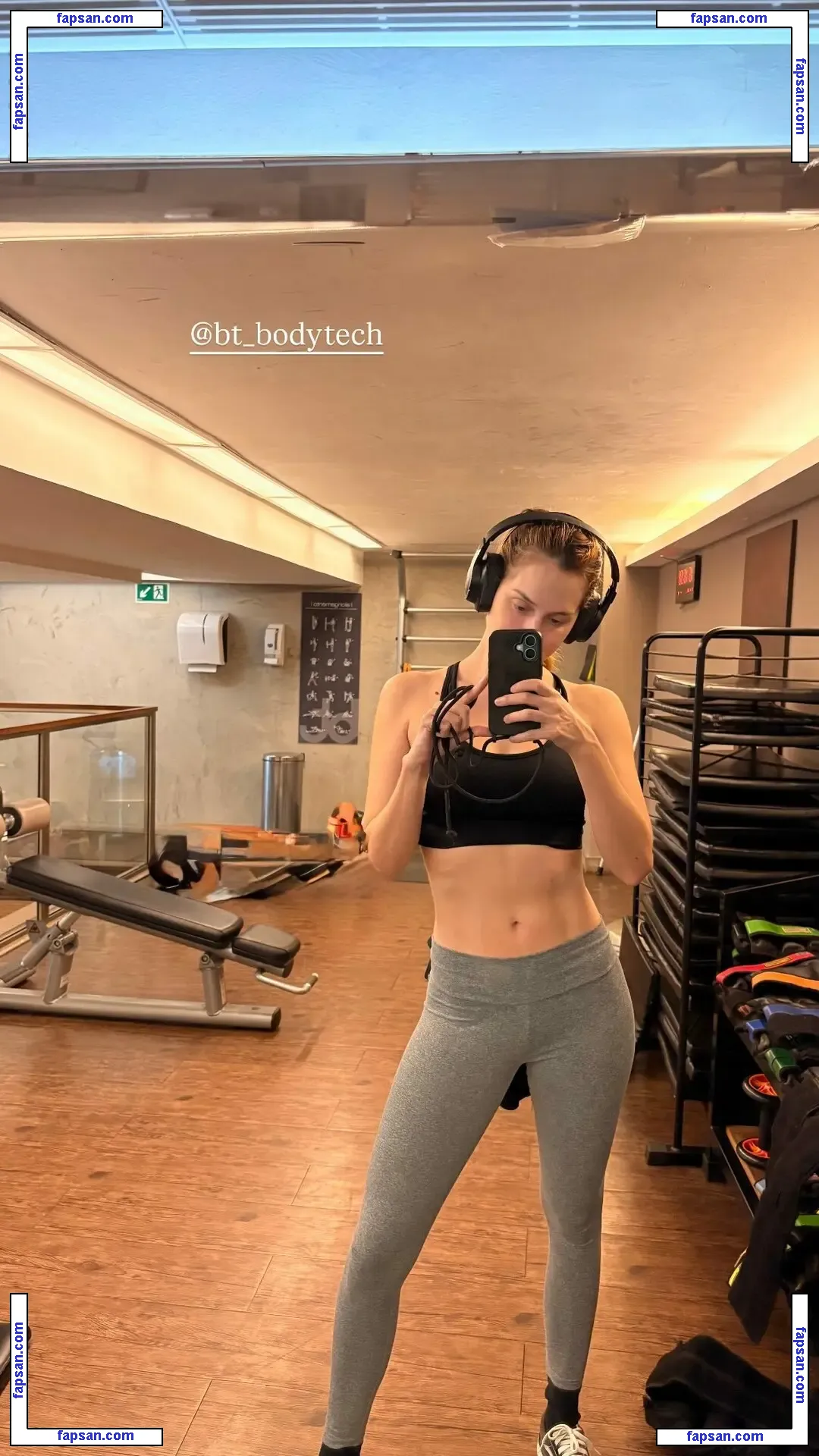 Sophia Abrahão голая фото #0061 с Онлифанс