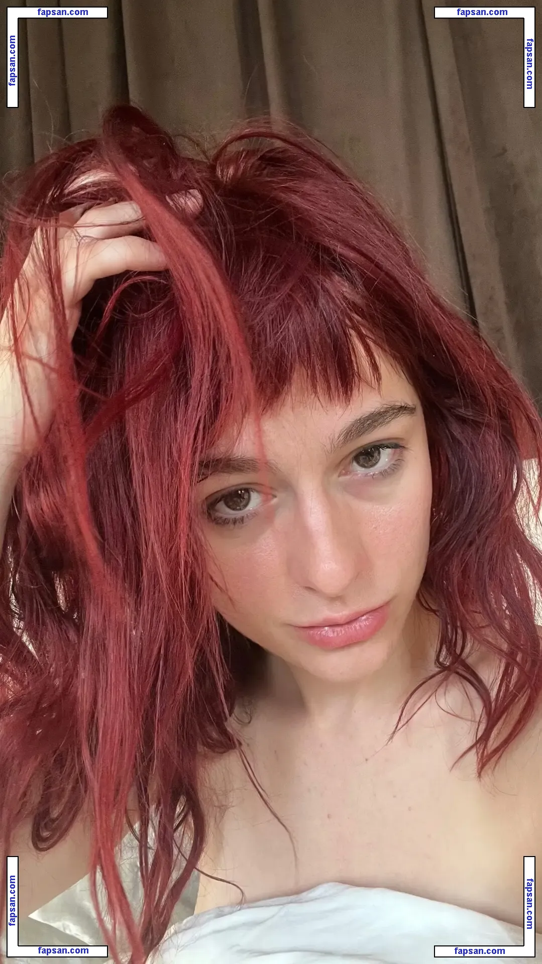 Sophia Anne Caruso голая фото #0001 с Онлифанс