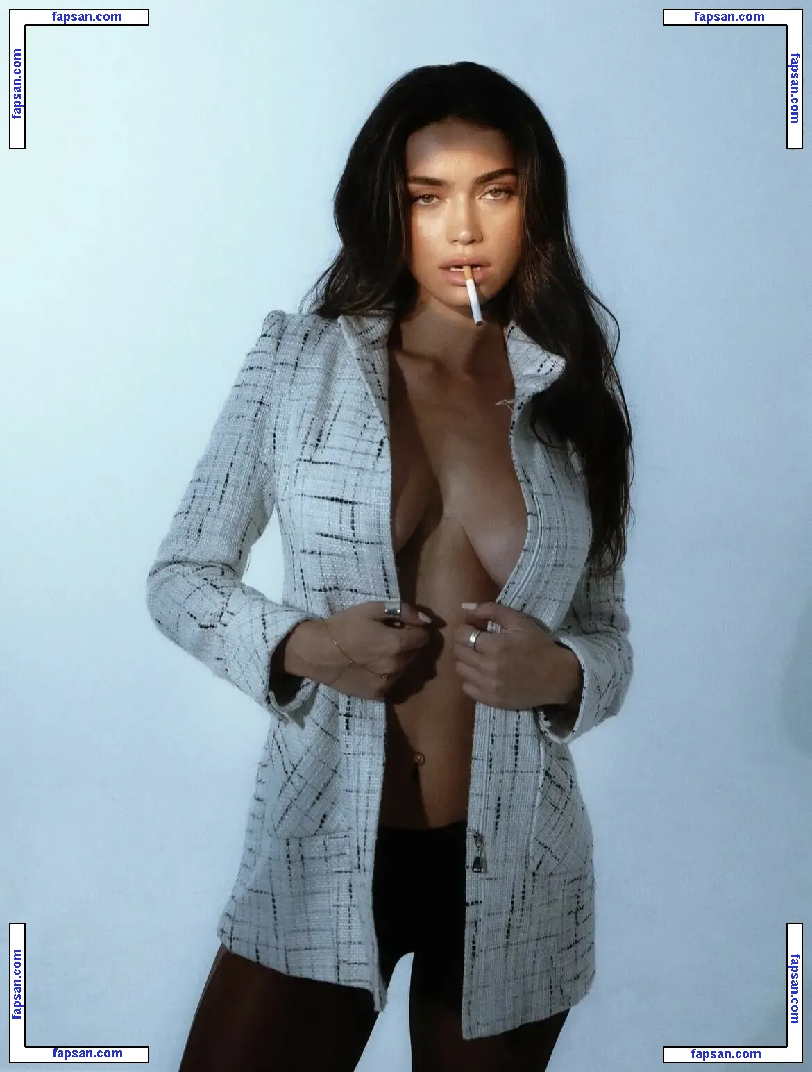 Sophia Chugranis nude photo #0009 from OnlyFans