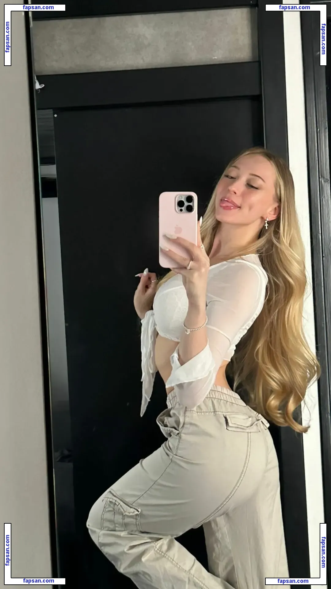 Sophia Diamond nude photo #0384 from OnlyFans