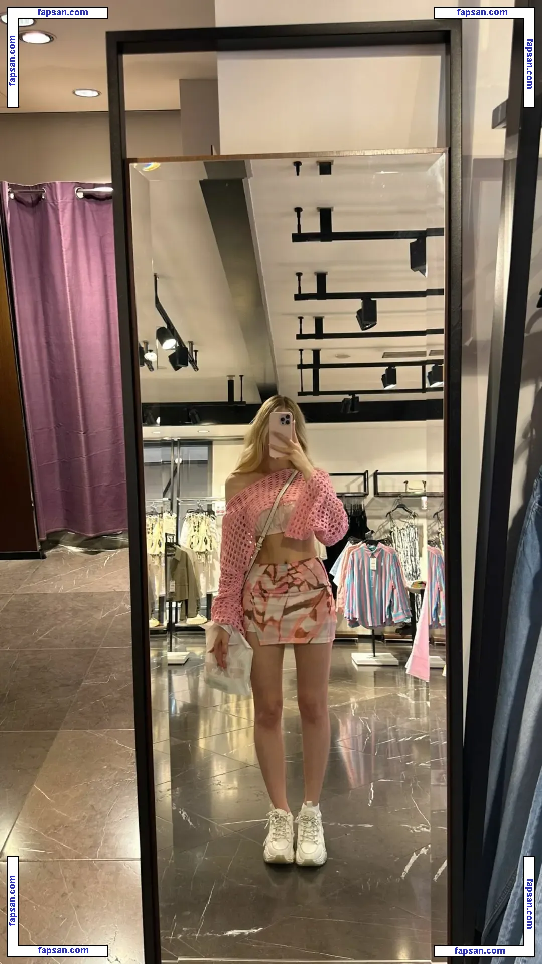 Sophia Diamond nude photo #0523 from OnlyFans