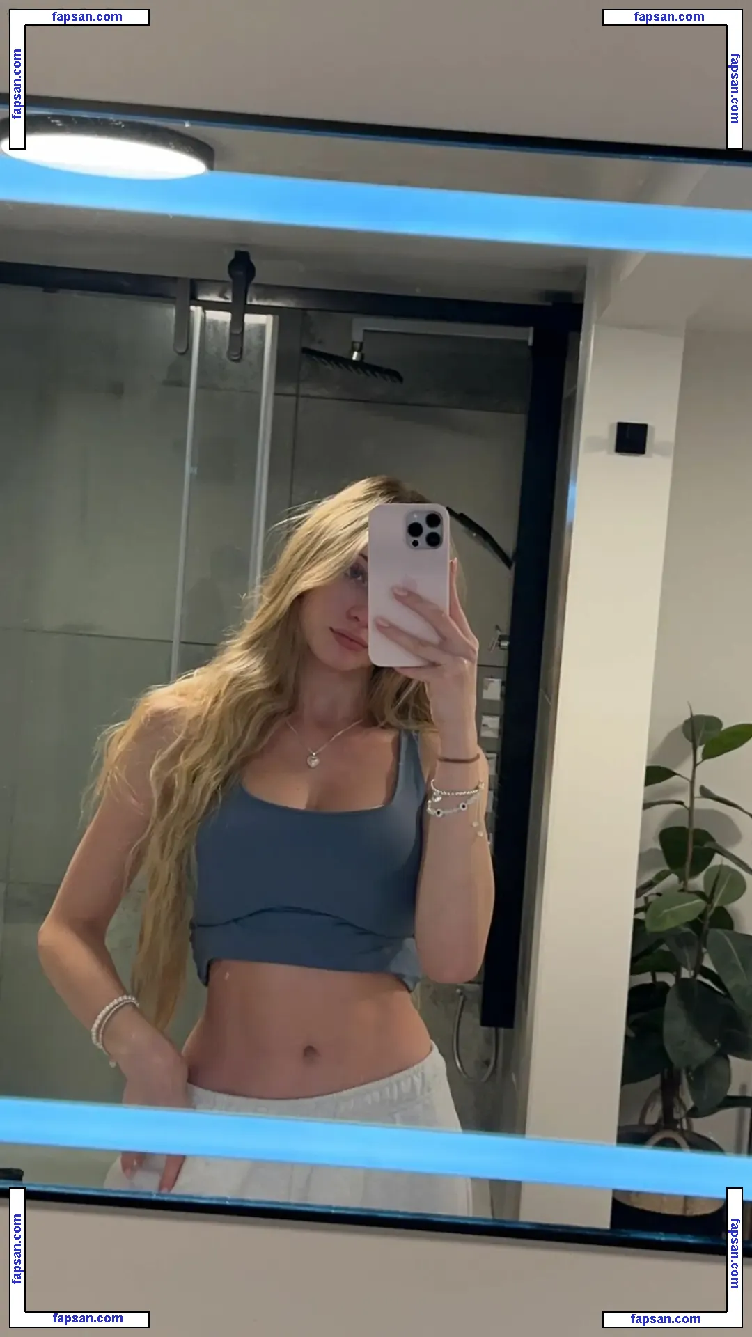 Sophia Diamond nude photo #0858 from OnlyFans