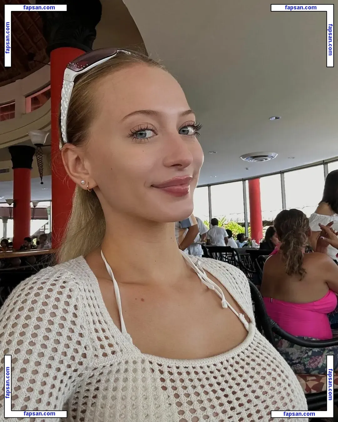 Sophia Diamond nude photo #1222 from OnlyFans