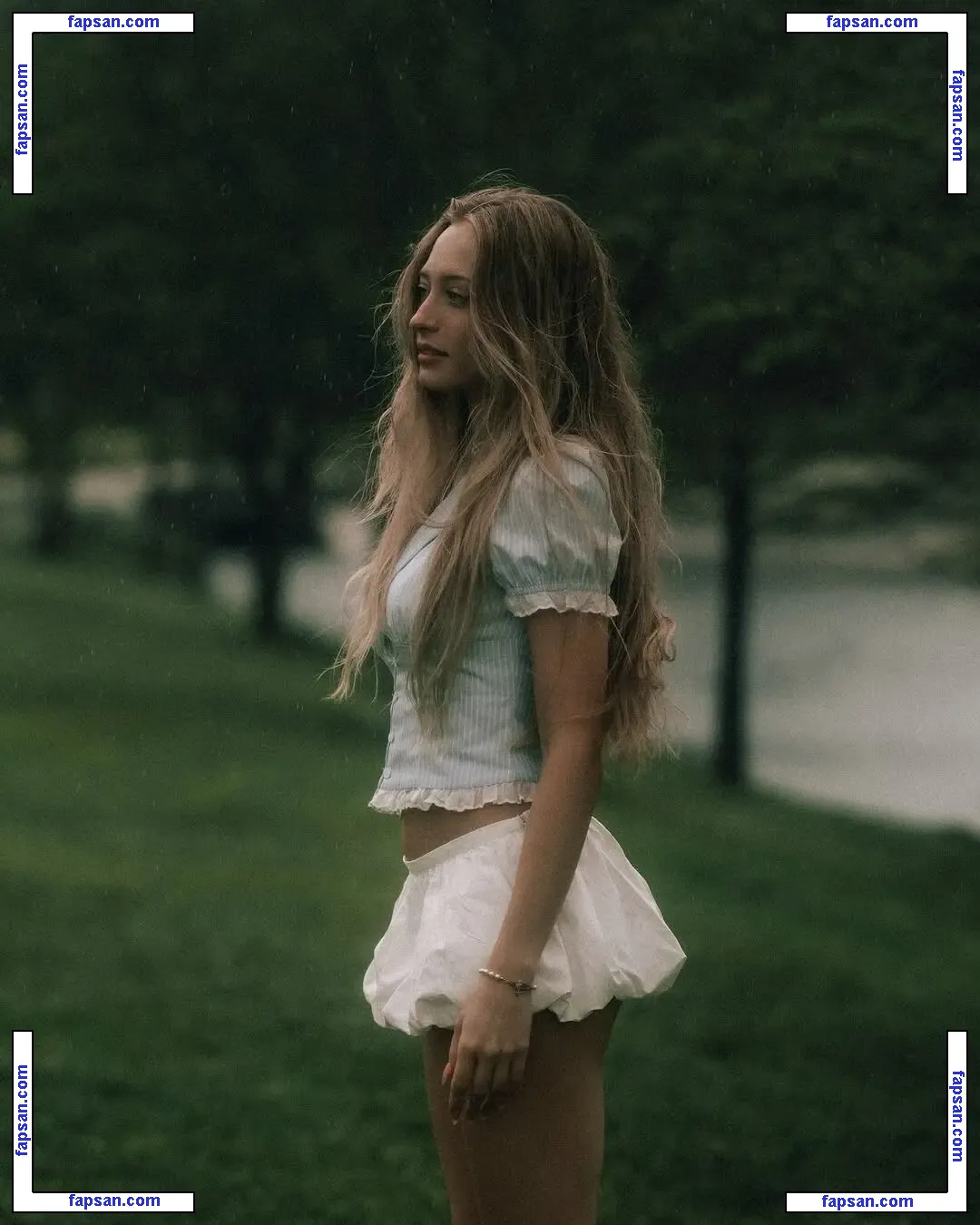 Sophia Diamond nude photo #1326 from OnlyFans