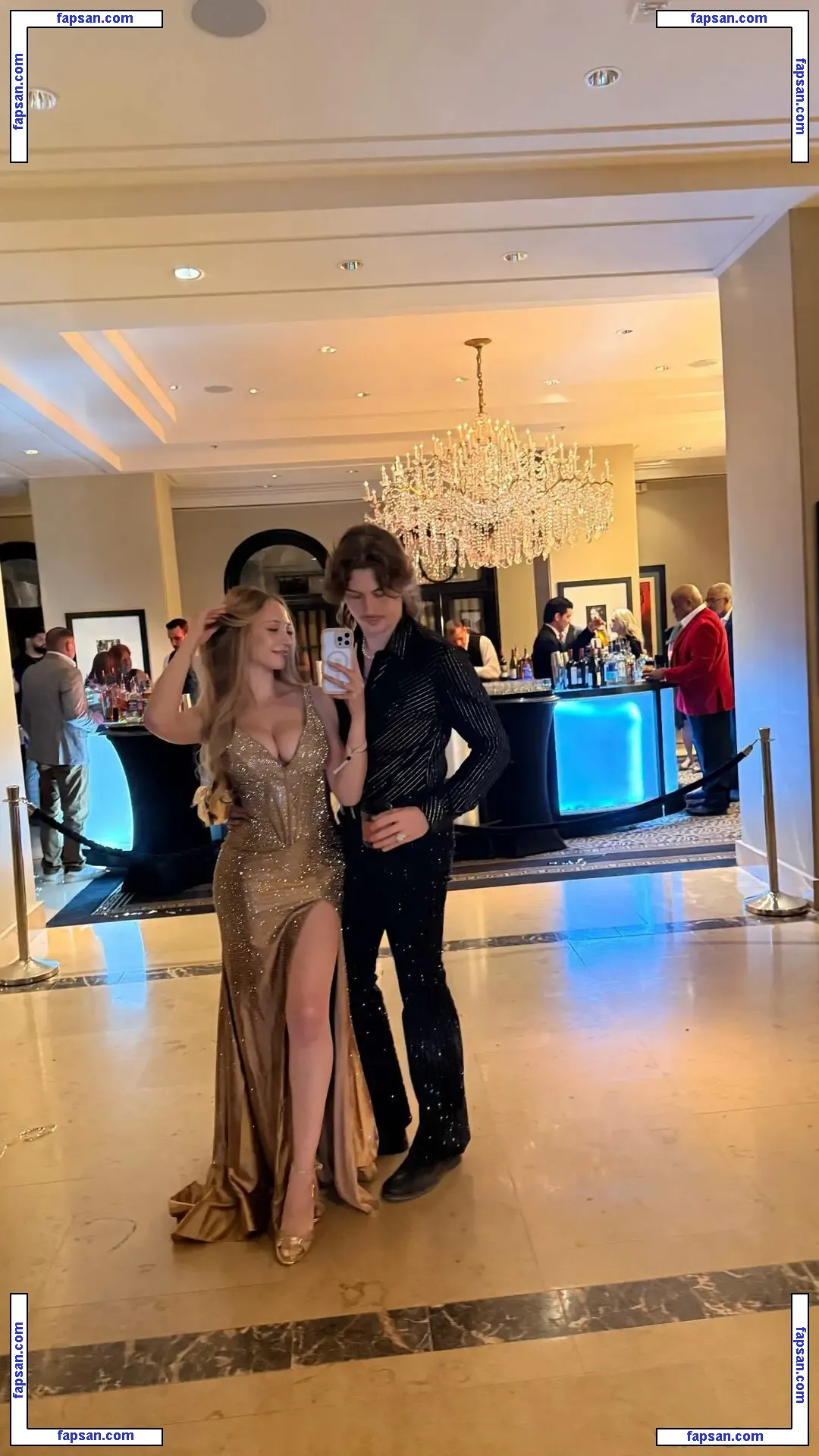 Sophia Diamond nude photo #1391 from OnlyFans