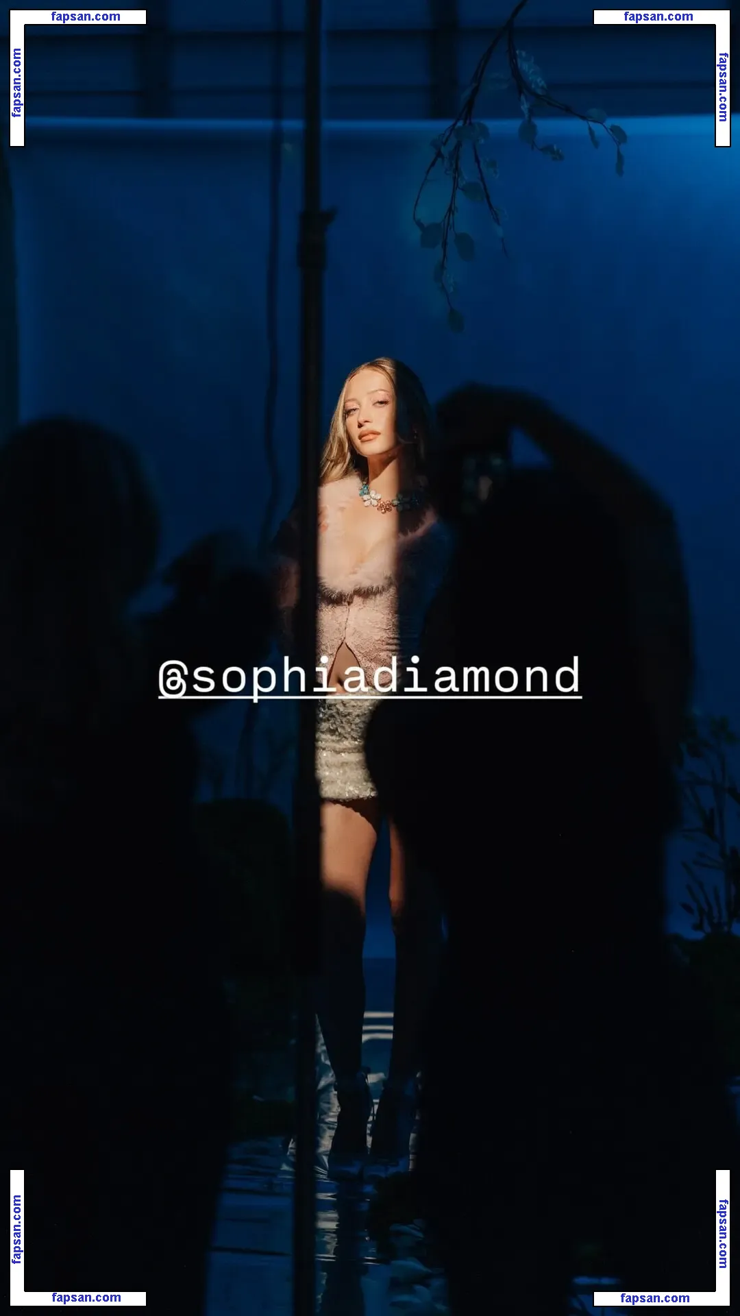 Sophia Diamond nude photo #1407 from OnlyFans