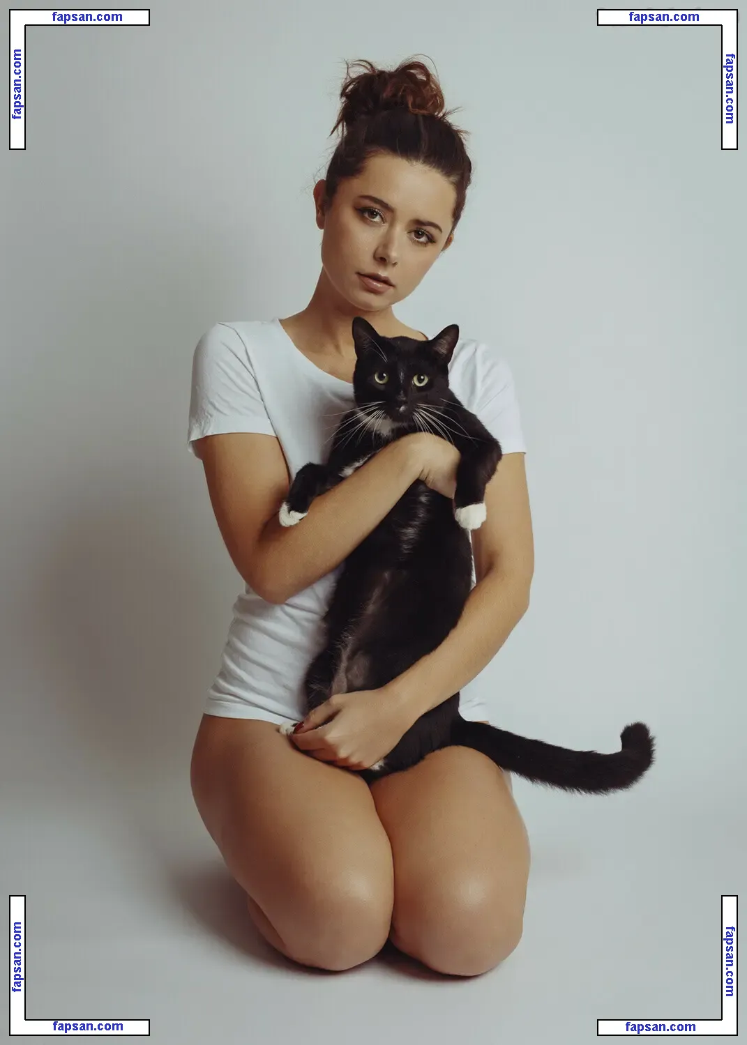 Sophia Gray голая фото #0060 с Онлифанс