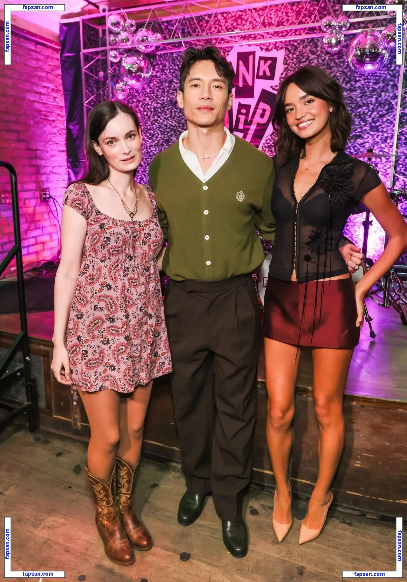 Sophia Hammons nude photo #0030 from OnlyFans