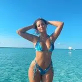 Sophia Stinnett голая #0001