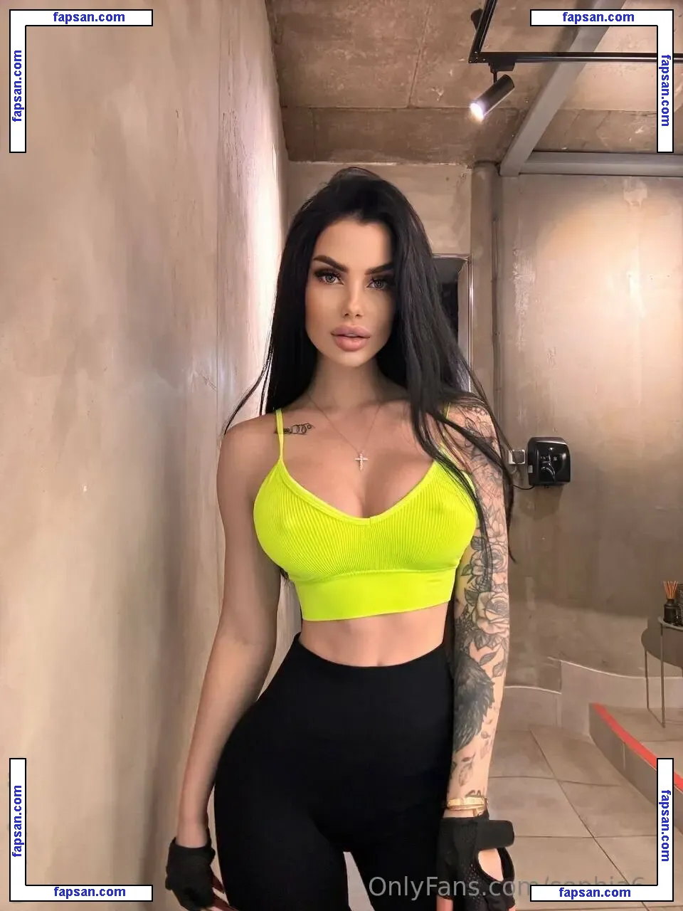 sophia6_9 nude photo #0005 from OnlyFans