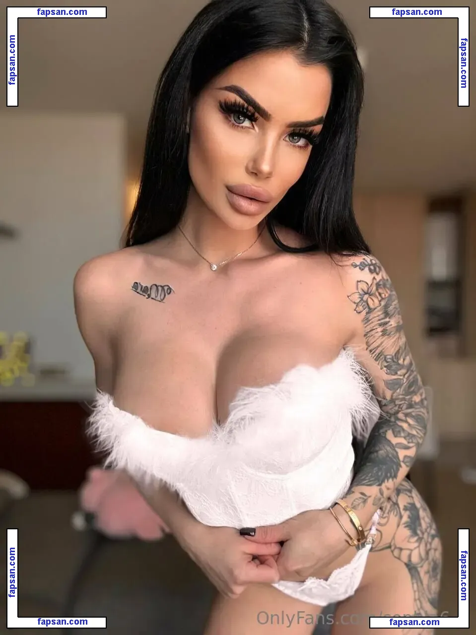 sophia6_9 nude photo #0008 from OnlyFans