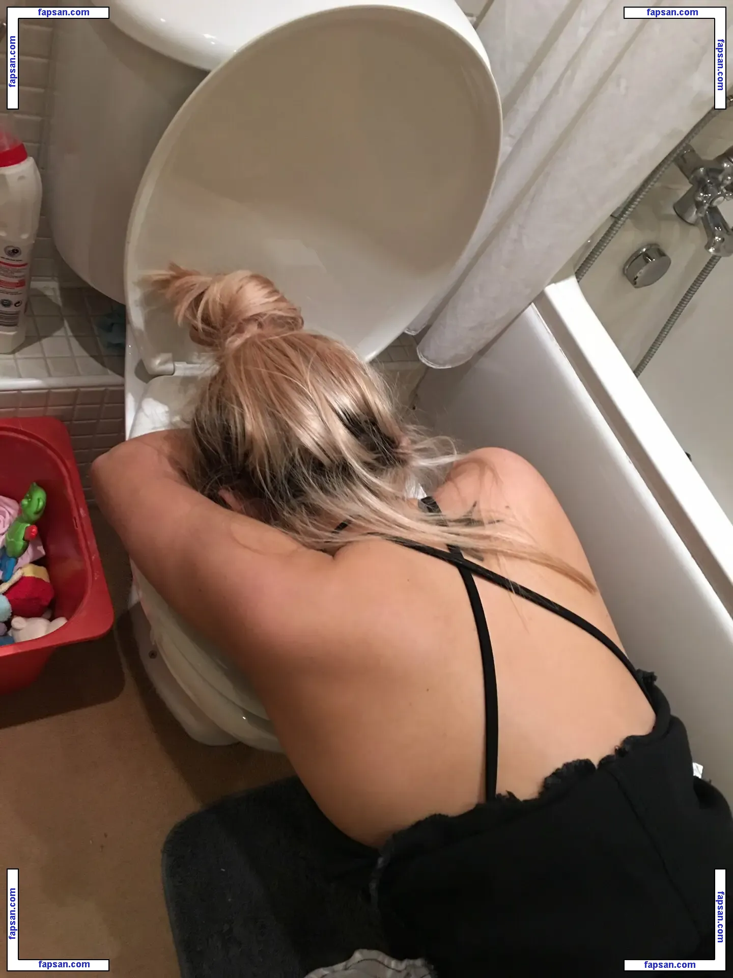 Sophie Carpenter nude photo #0058 from OnlyFans