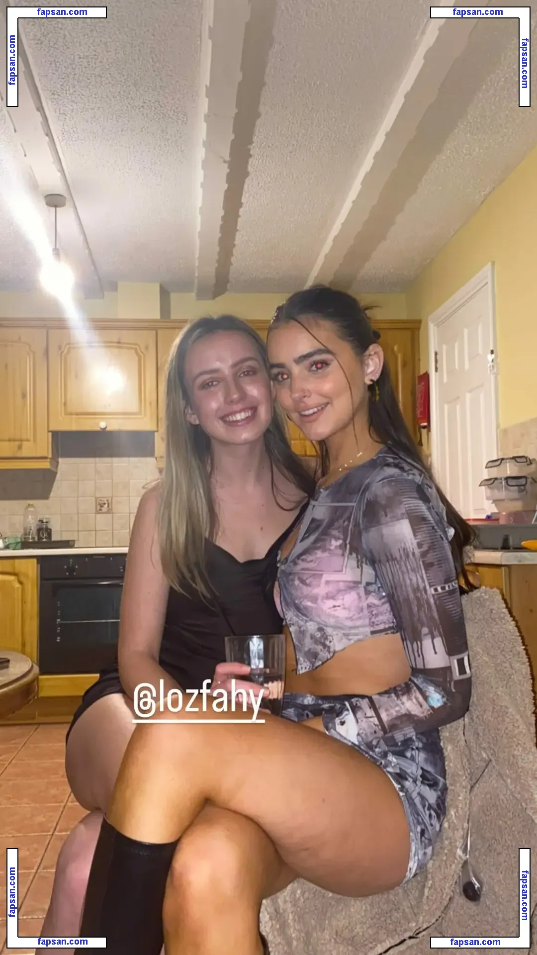 Sophie Clifford nude photo #0010 from OnlyFans