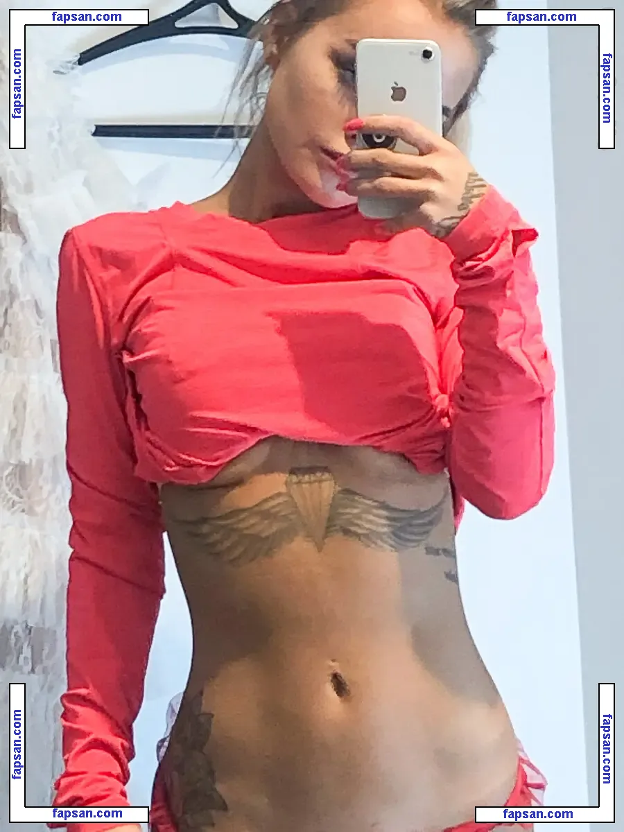 Sophie Elise Isachsen nude photo #0014 from OnlyFans