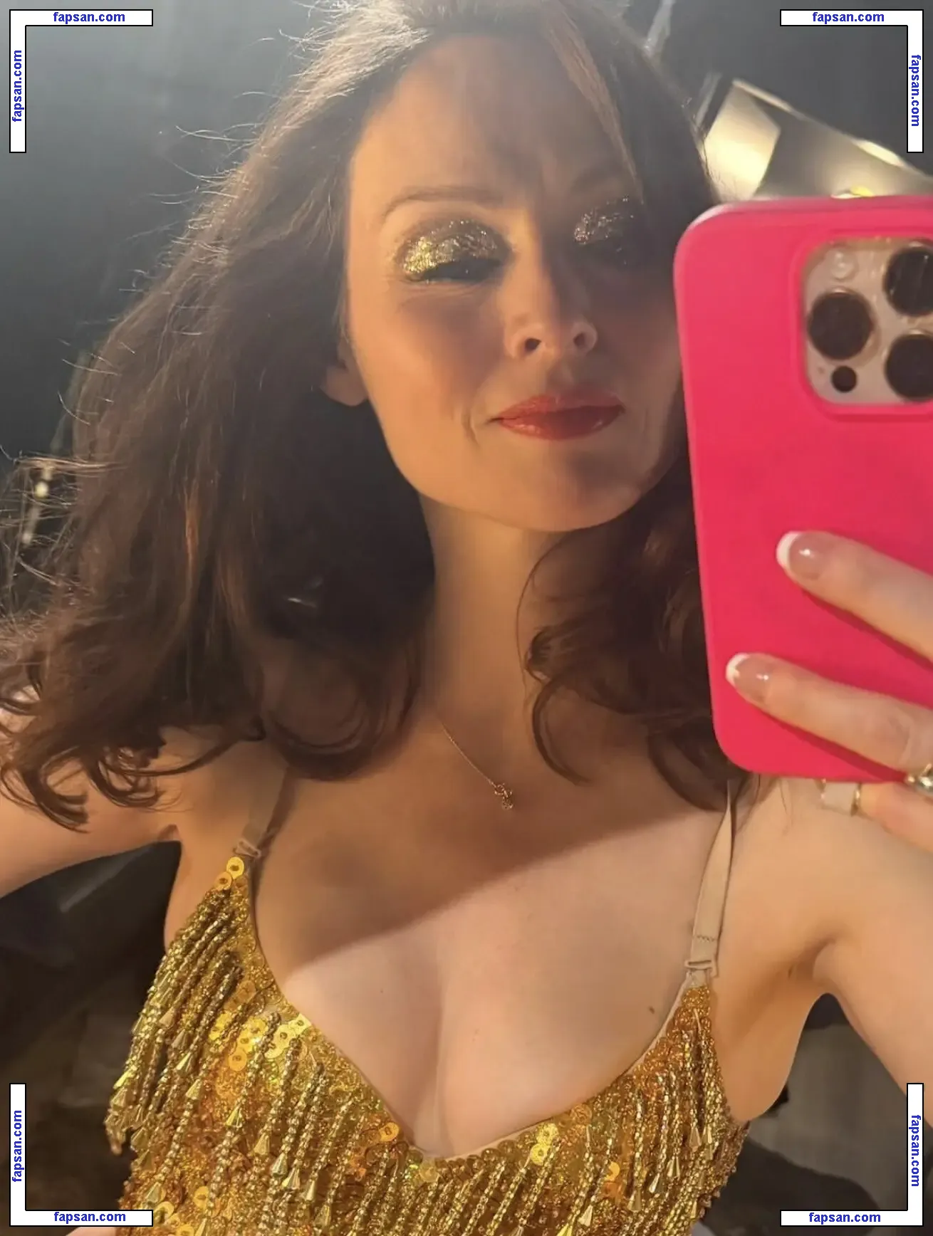 Sophie Ellis Bextor голая фото #0184 с Онлифанс