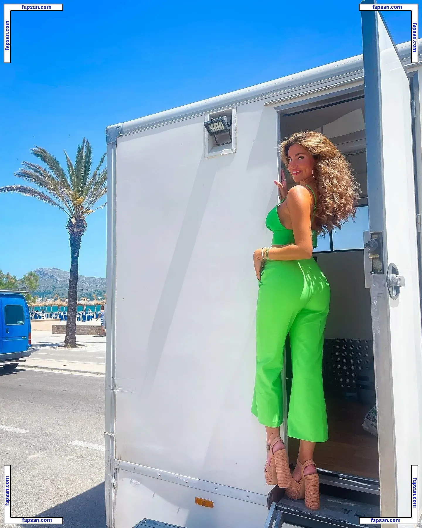 Sophie Imelmann nude photo #0035 from OnlyFans