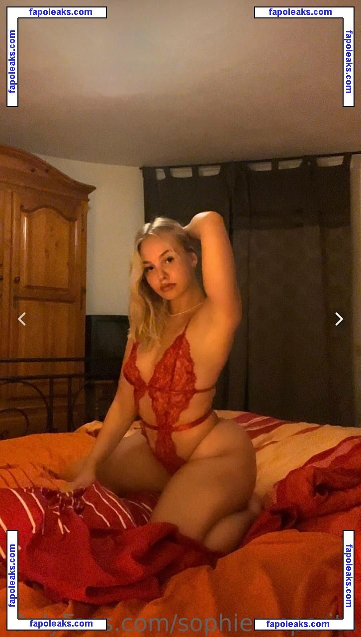sophie.mzt / sophie_mzt / sophieamparita nude photo #0003 from OnlyFans