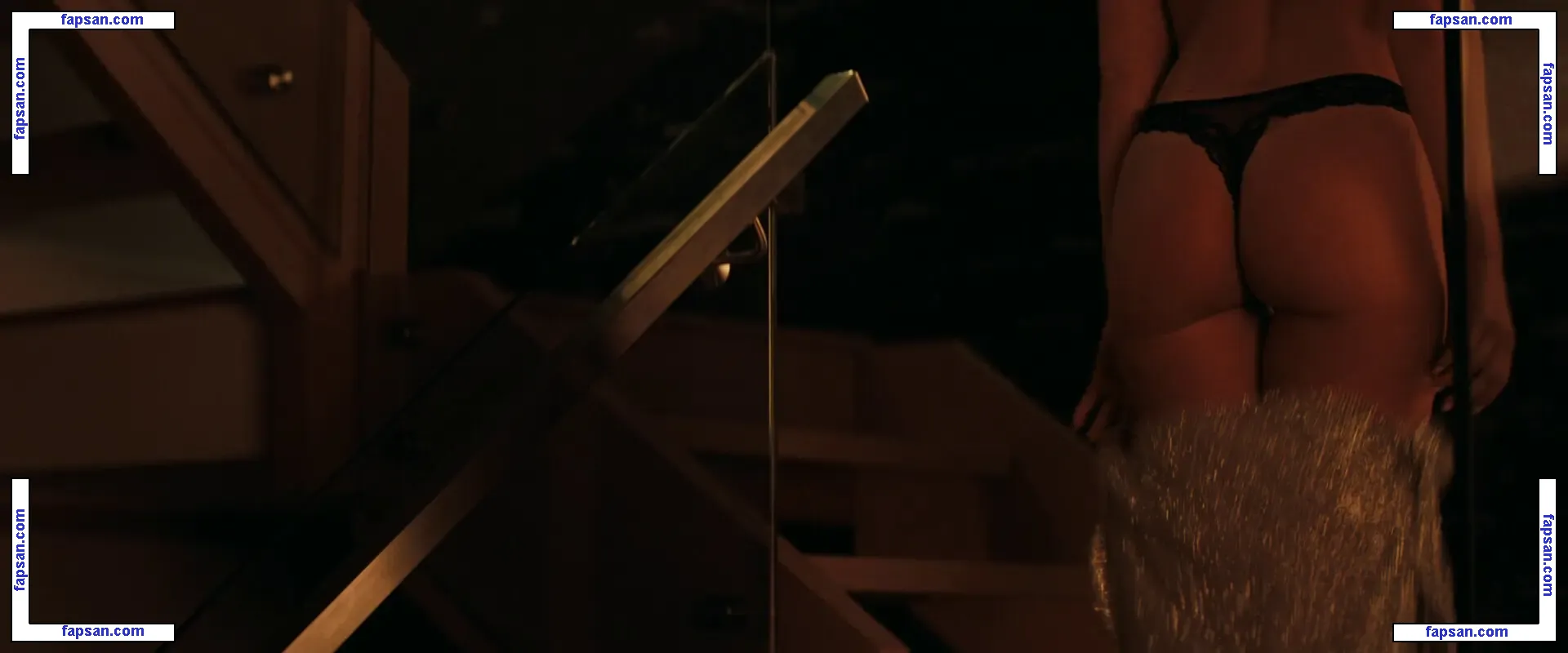 Sophie Nelisse голая фото #0023 с Онлифанс