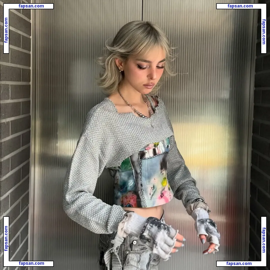 Sophie Powers nude photo #0019 from OnlyFans