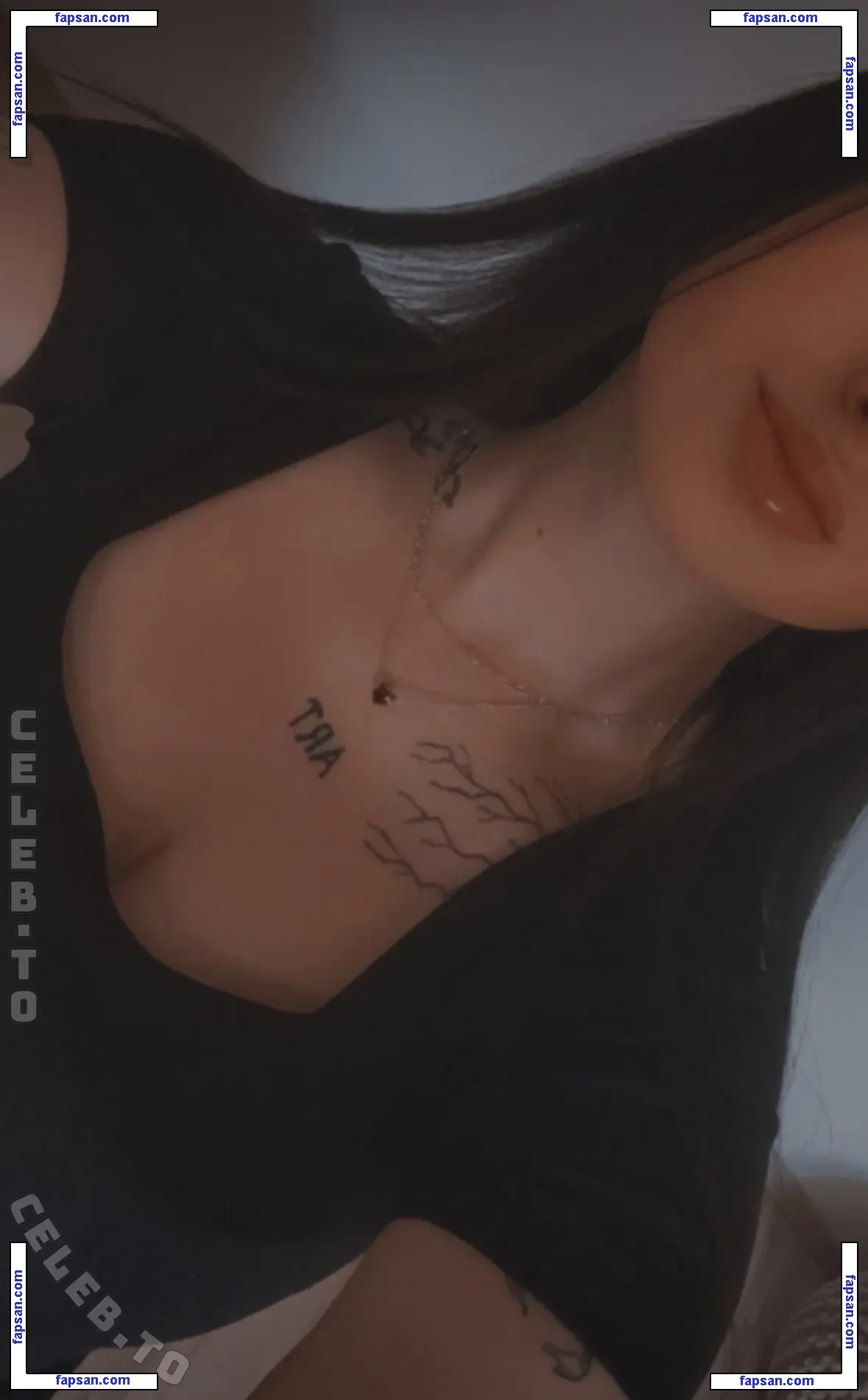Sophie Schneider nude photo #0008 from OnlyFans