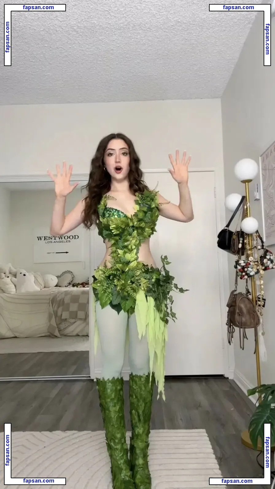 Sophie Silva nude photo #0038 from OnlyFans