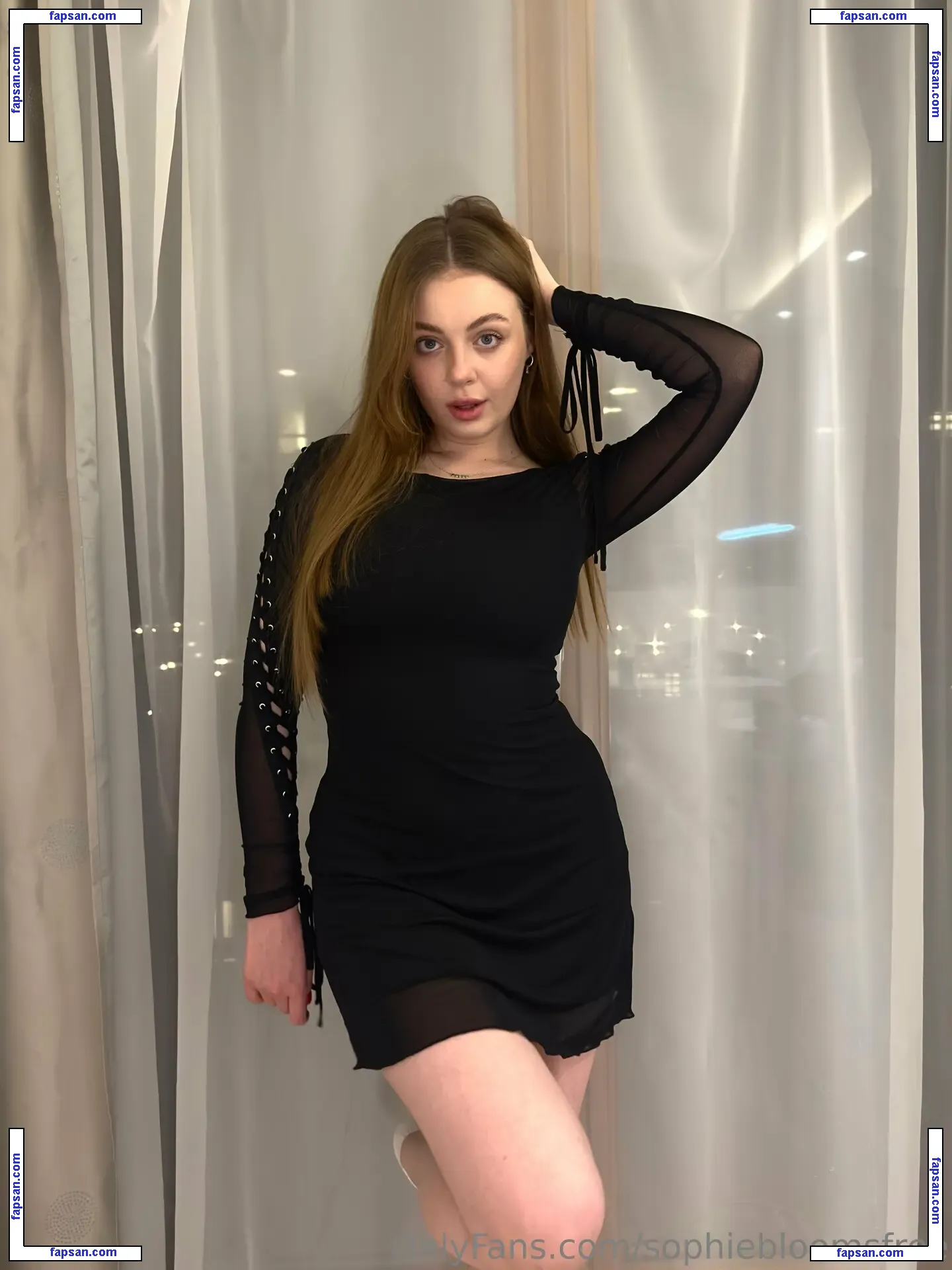 sophiebloomsfree nude photo #0022 from OnlyFans