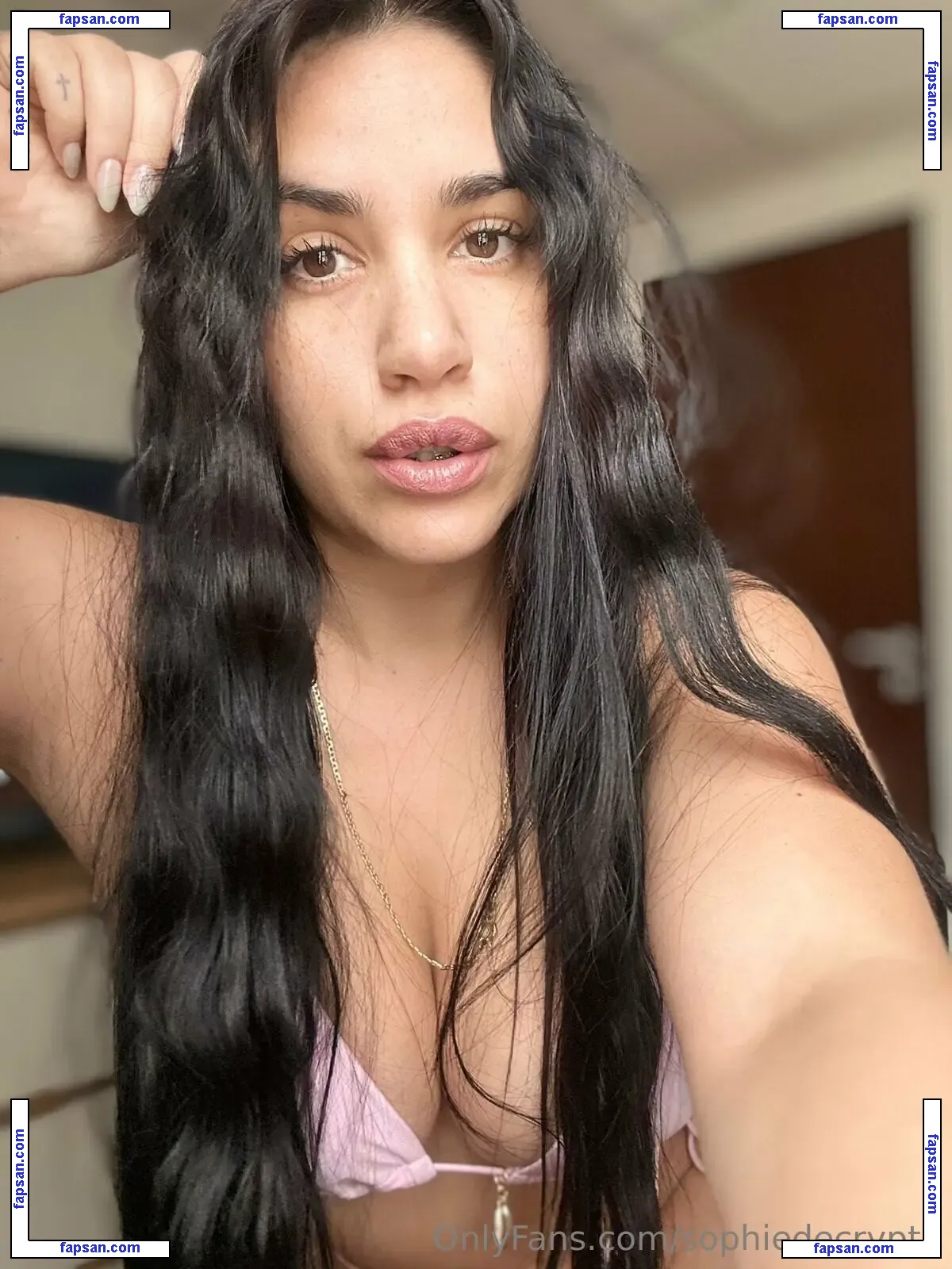 sophiedecrypte nude photo #0004 from OnlyFans