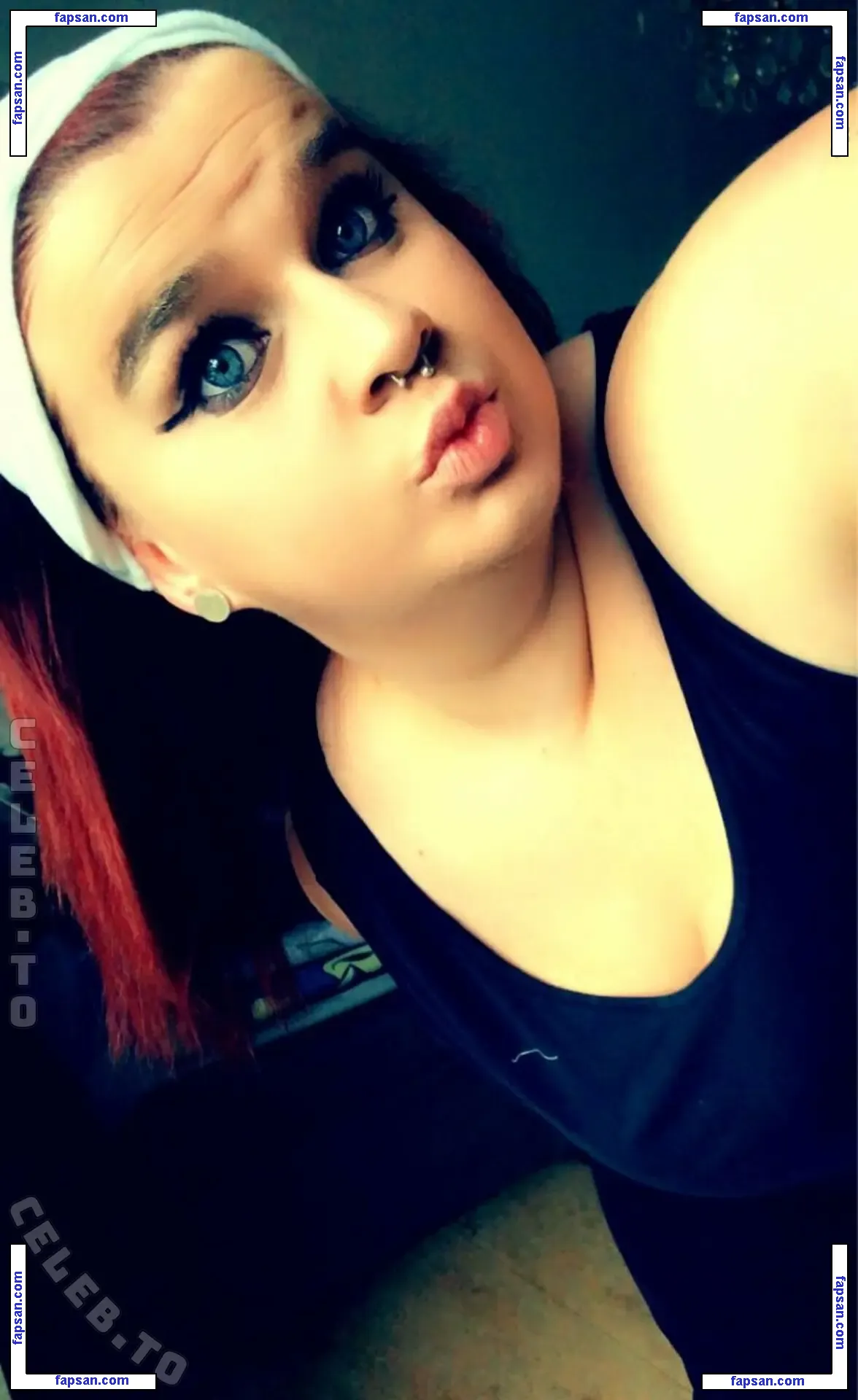 SophieSchmande nude photo #0014 from OnlyFans