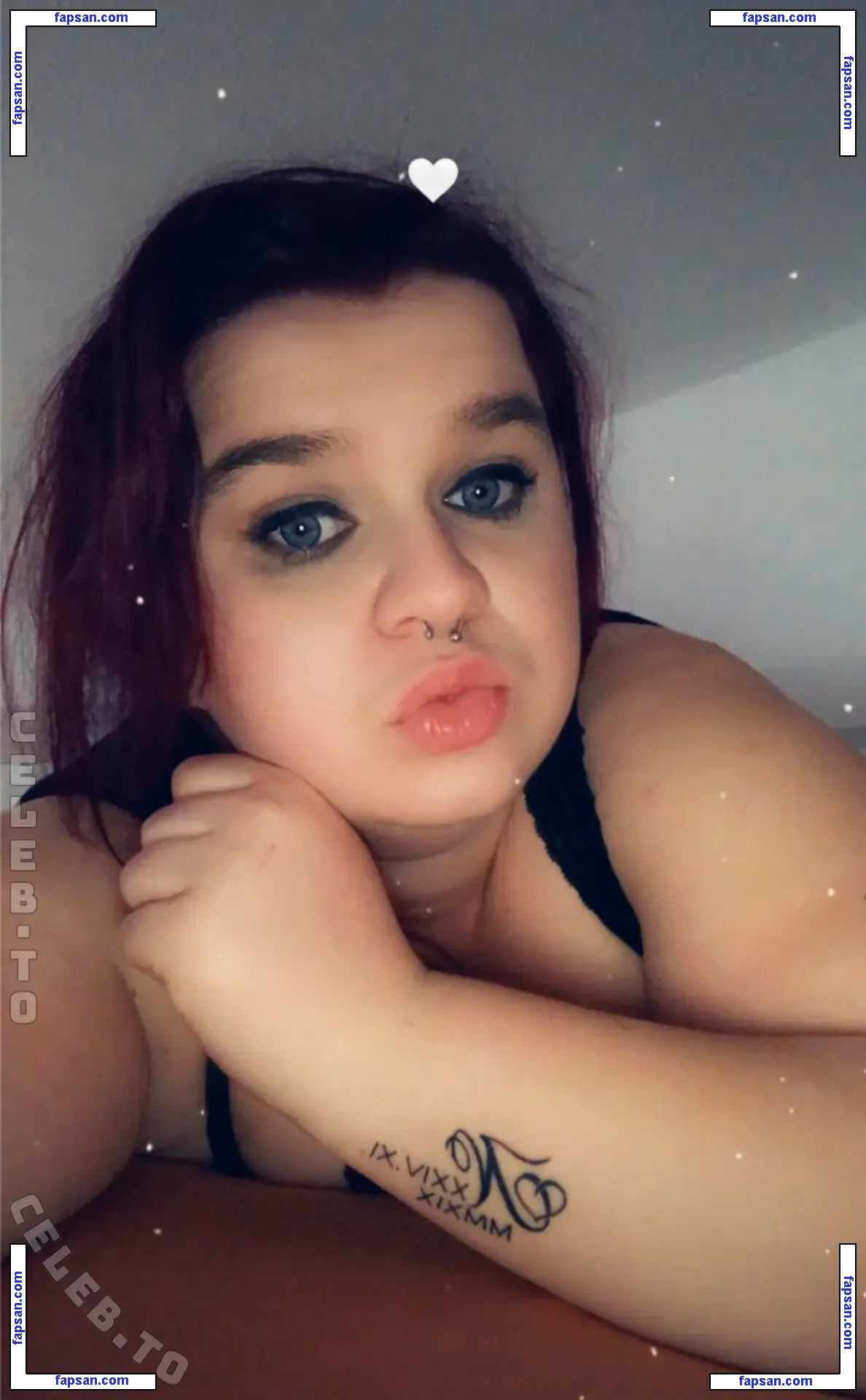 SophieSchmande nude photo #0016 from OnlyFans