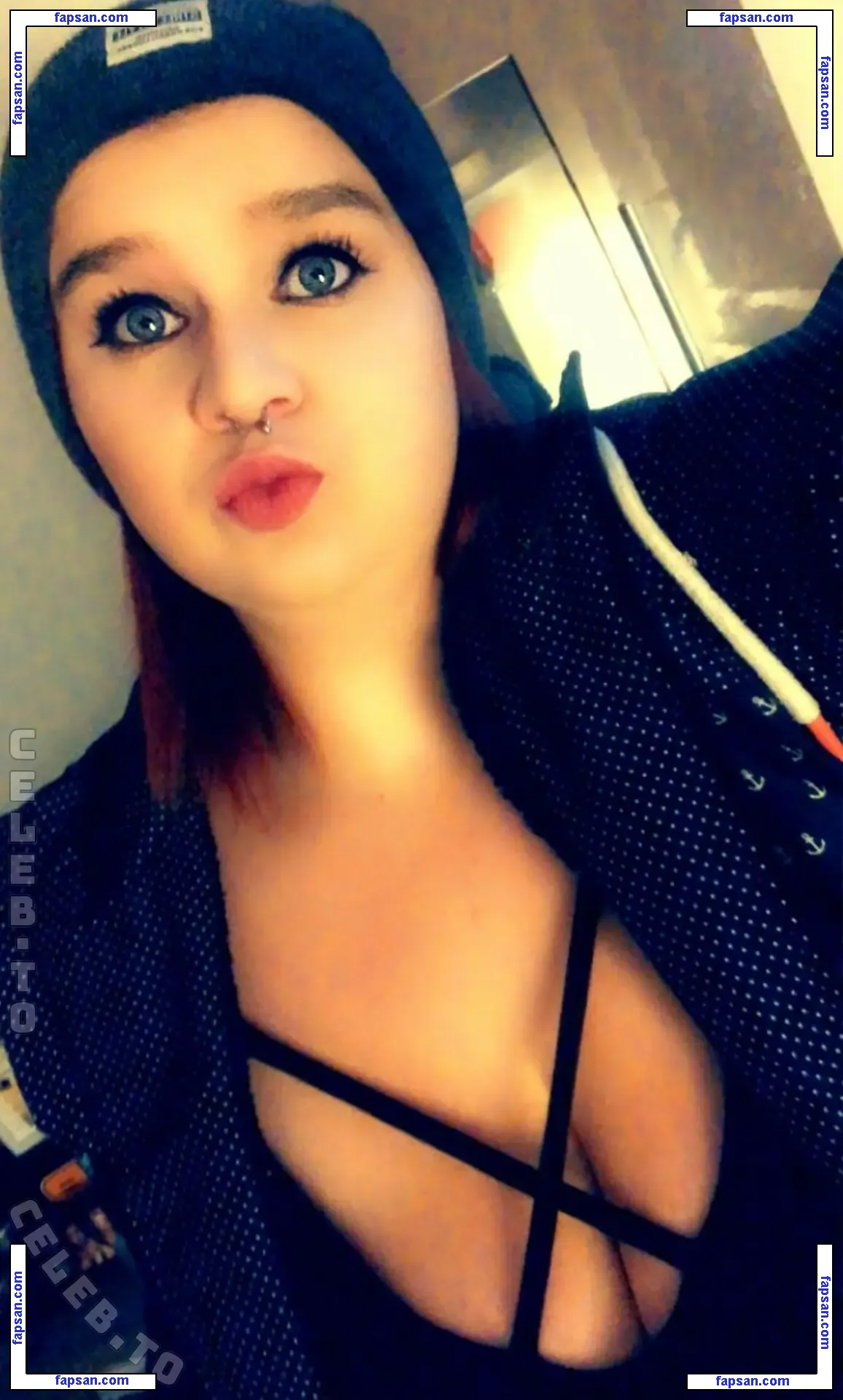 SophieSchmande nude photo #0031 from OnlyFans